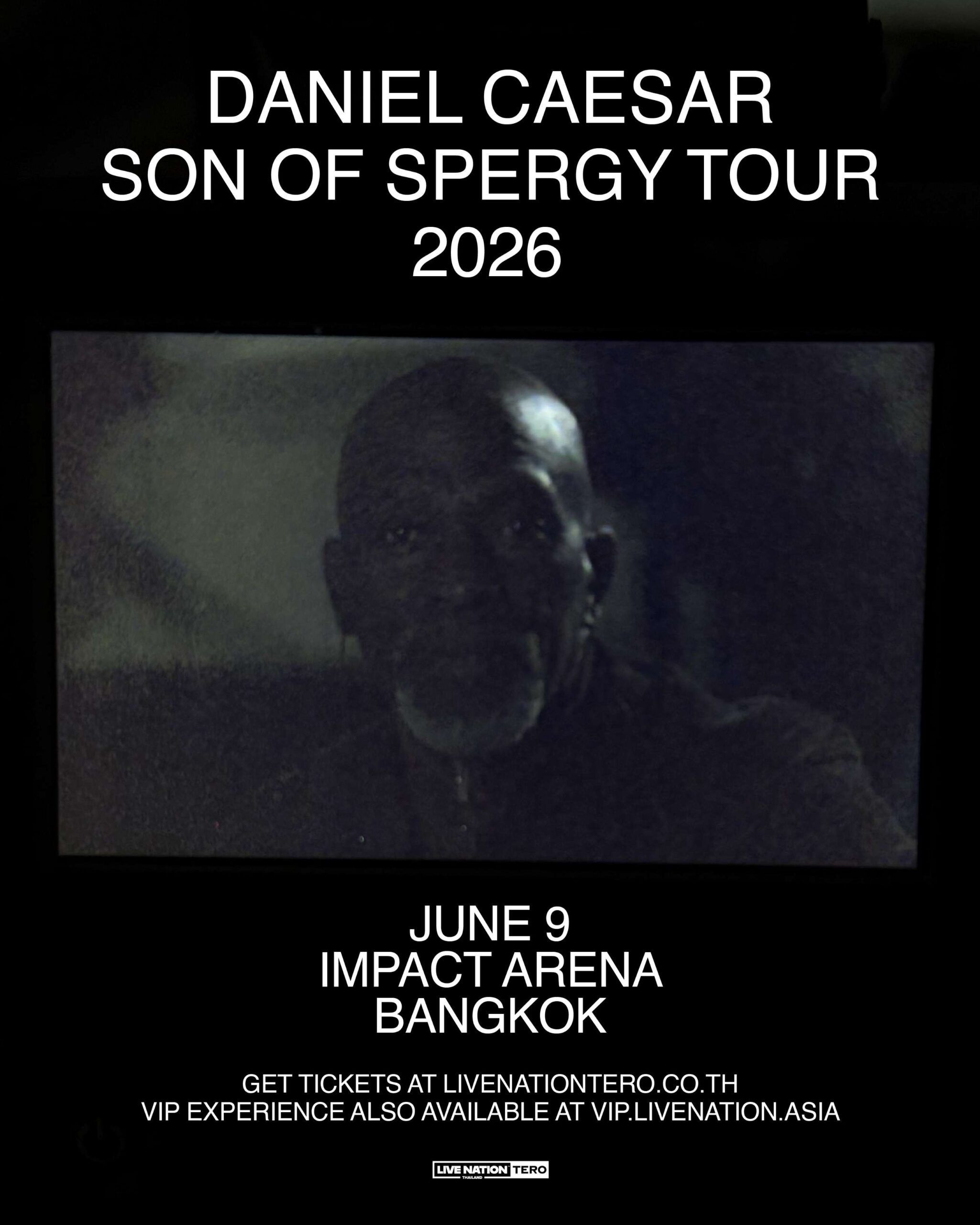 “Daniel Caesar” เยือนไทยอีกครั้ง “Son Of Spergy” 9 มิถุนายนนี้ ที่อิมแพ็ค อารีน่า 1 1080x1350IG4 5 VIP@3x 100 copy 2606x3256 scaled “Daniel Caesar” เยือนไทยอีกครั้ง “Son Of Spergy” 9 มิถุนายนนี้ ที่อิมแพ็ค อารีน่า