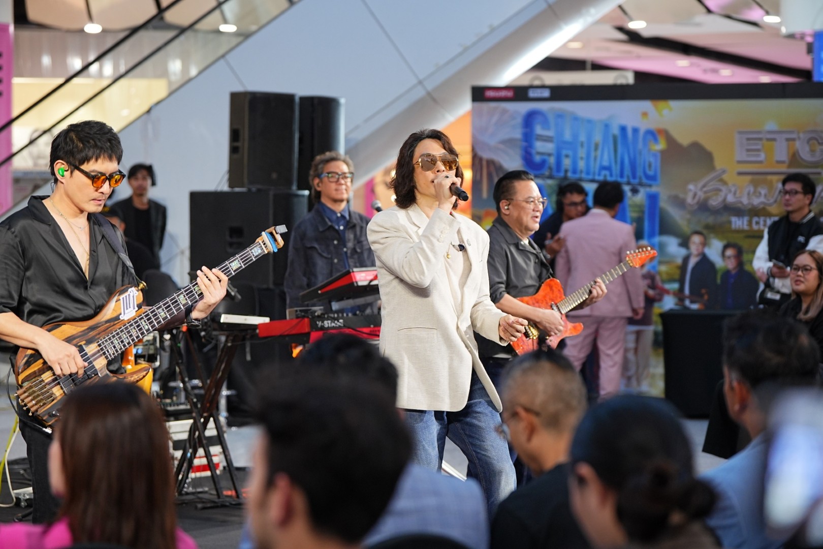 11 ETC. ชวนศิลปินดังแจมสนั่น! ยกเวที “The Central Stage” เสิร์ฟความมันส์ทั่วภูมิภาค