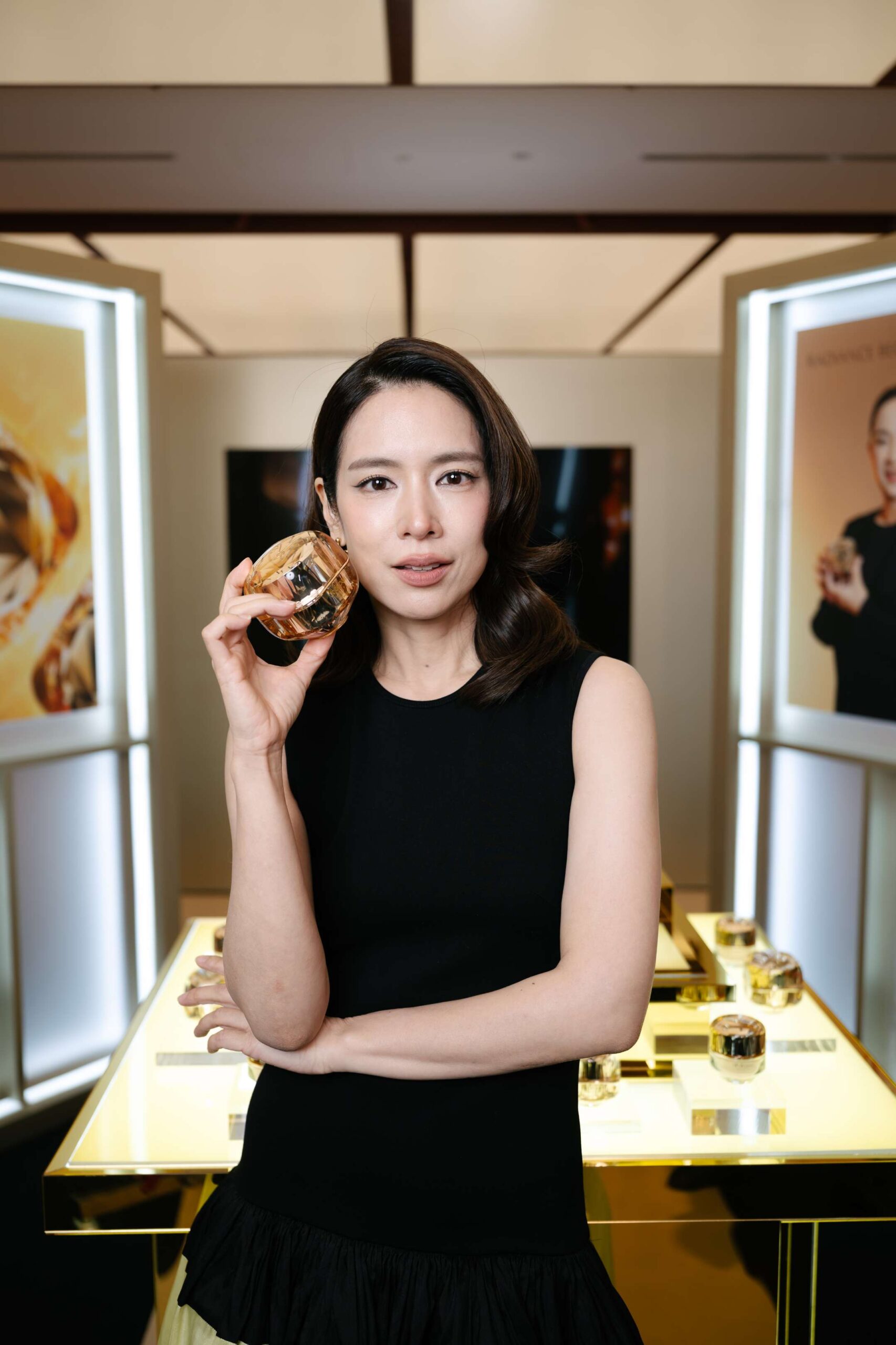 1775053854594 copy 2158x3238 scaled Clé de Peau Beauté เปิดตัวแคมเปญ "Radiance Begins With You" โดยมี แพร - โดนัท ร่วมสร้างแรงบันดาลใจ