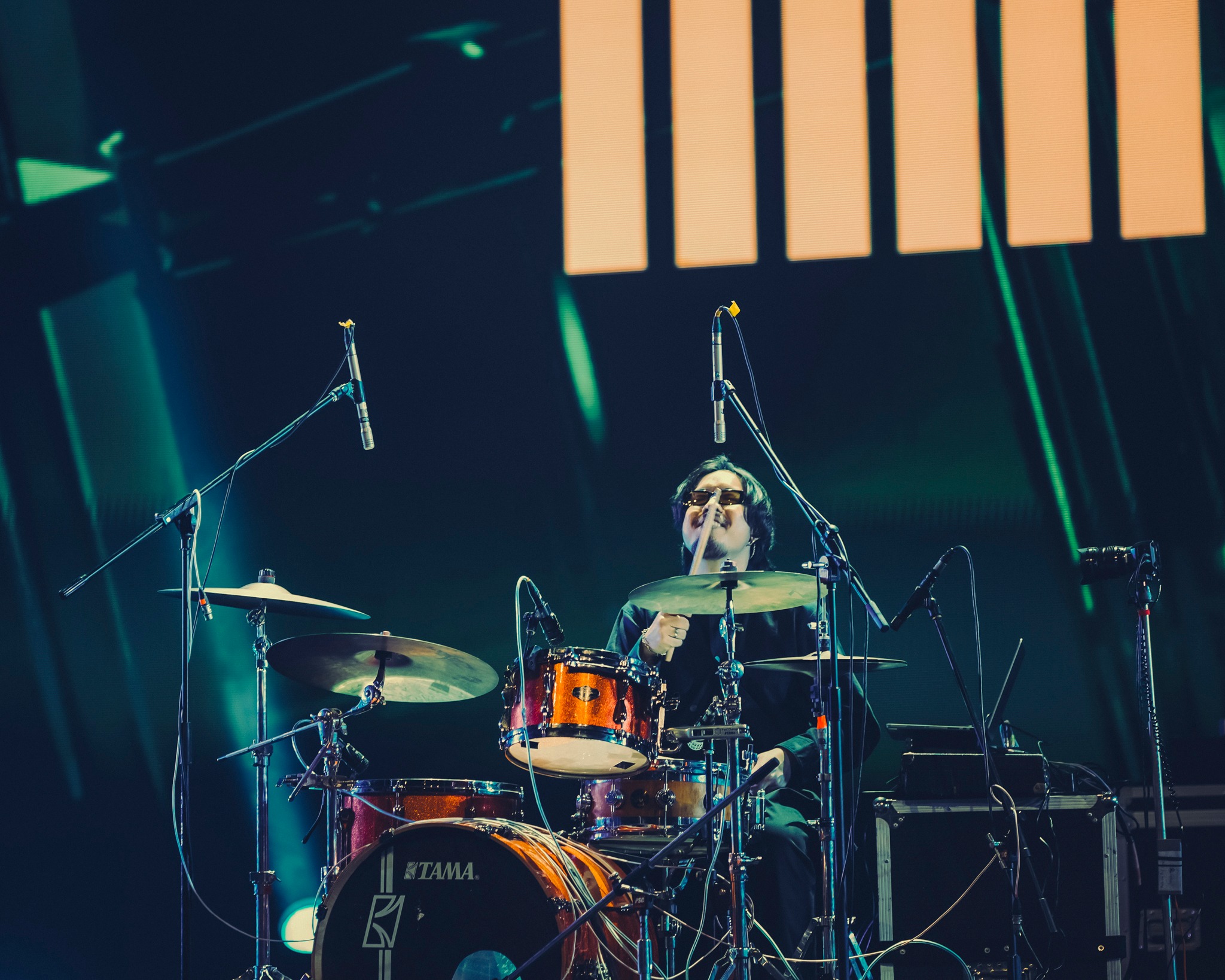 682028258 122096813415295638 7292786809364674514 n "ครึ่งเก้า กรุ๊ป" กางโผ 35 ศิลปินฮอต จัดหนัก 4 ค่ายย่อย ชูโมเดลศิลปินคือลูกค้า คว้าวงร็อกตำนาน "Flure" ร่วมชายคา