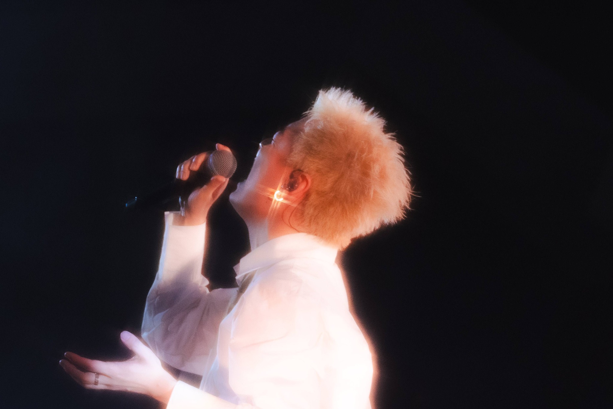 682697911 122097051291295638 7862252188341214351 n "ครึ่งเก้า กรุ๊ป" กางโผ 35 ศิลปินฮอต จัดหนัก 4 ค่ายย่อย ชูโมเดลศิลปินคือลูกค้า คว้าวงร็อกตำนาน "Flure" ร่วมชายคา