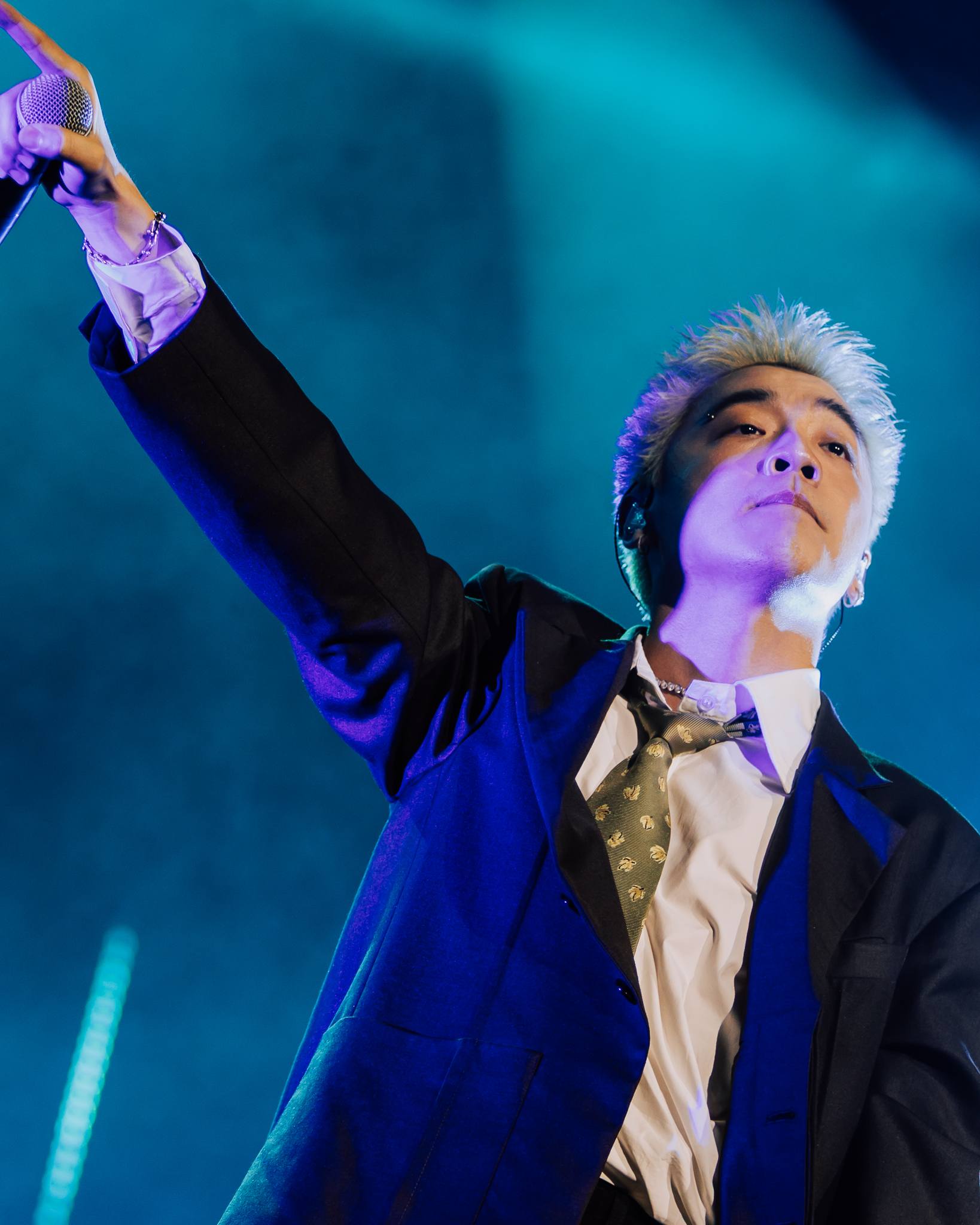 683904832 122097050877295638 5499148984887125446 n "ครึ่งเก้า กรุ๊ป" กางโผ 35 ศิลปินฮอต จัดหนัก 4 ค่ายย่อย ชูโมเดลศิลปินคือลูกค้า คว้าวงร็อกตำนาน "Flure" ร่วมชายคา