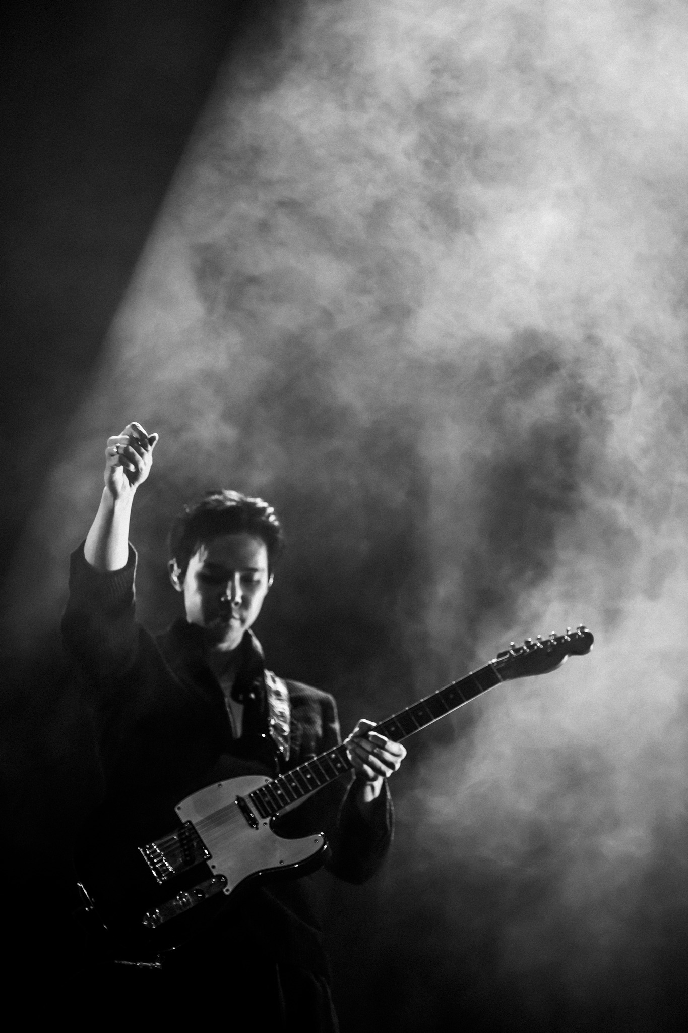 684069660 122096813355295638 1206974631074768964 n "ครึ่งเก้า กรุ๊ป" กางโผ 35 ศิลปินฮอต จัดหนัก 4 ค่ายย่อย ชูโมเดลศิลปินคือลูกค้า คว้าวงร็อกตำนาน "Flure" ร่วมชายคา