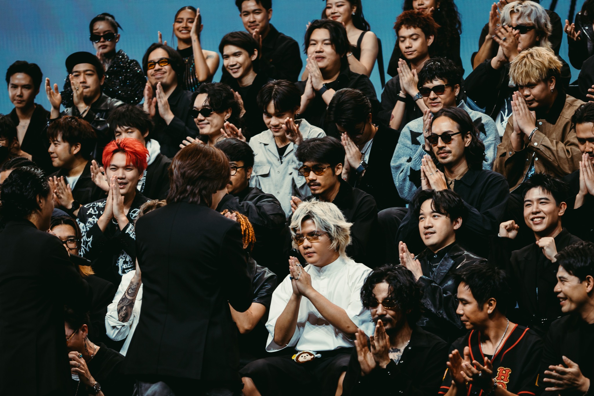 685116333 122110430961165789 7497727146998104057 n "ครึ่งเก้า กรุ๊ป" กางโผ 35 ศิลปินฮอต จัดหนัก 4 ค่ายย่อย ชูโมเดลศิลปินคือลูกค้า คว้าวงร็อกตำนาน "Flure" ร่วมชายคา