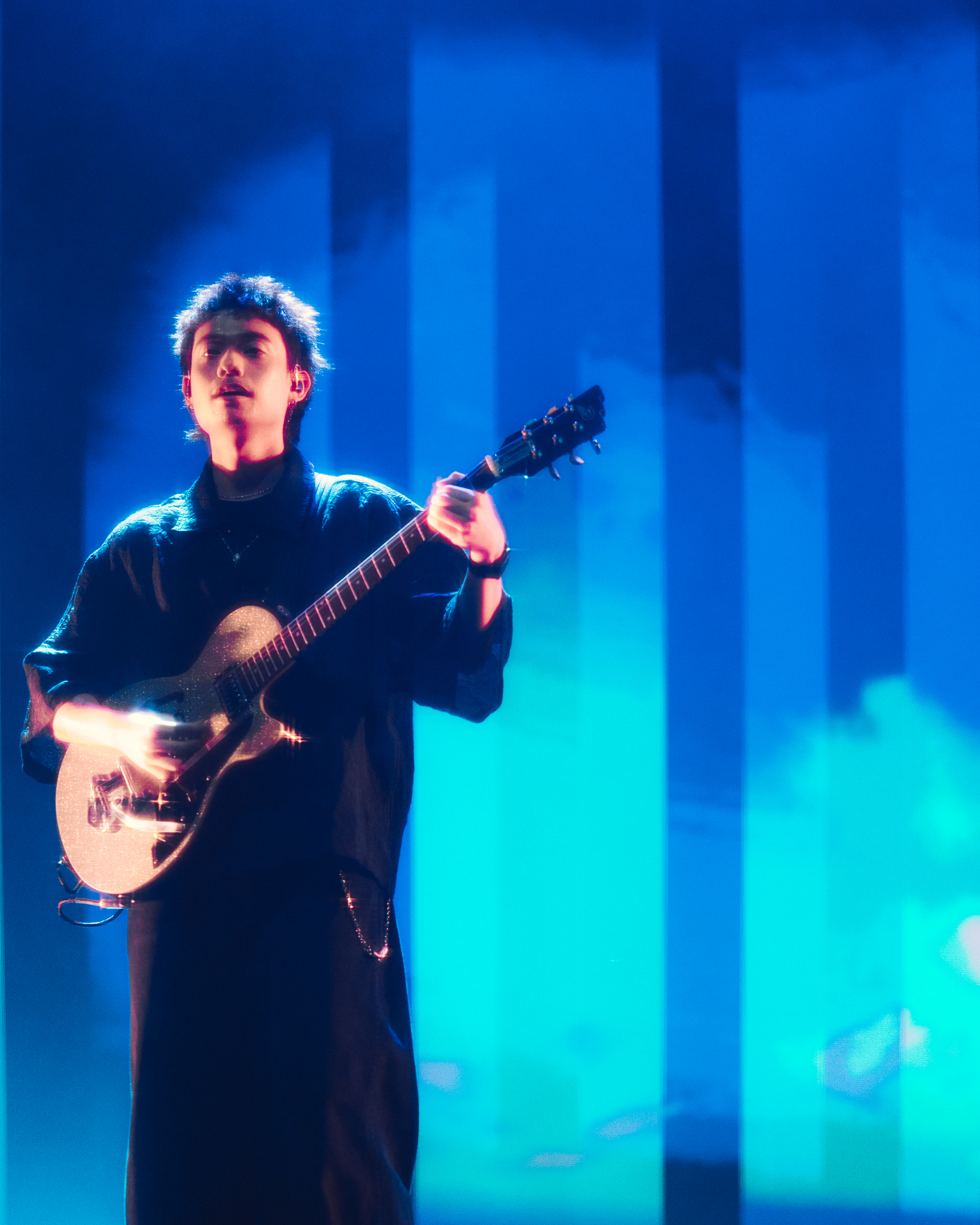 685274169 122096858709295638 1576100096930692540 n "ครึ่งเก้า กรุ๊ป" กางโผ 35 ศิลปินฮอต จัดหนัก 4 ค่ายย่อย ชูโมเดลศิลปินคือลูกค้า คว้าวงร็อกตำนาน "Flure" ร่วมชายคา