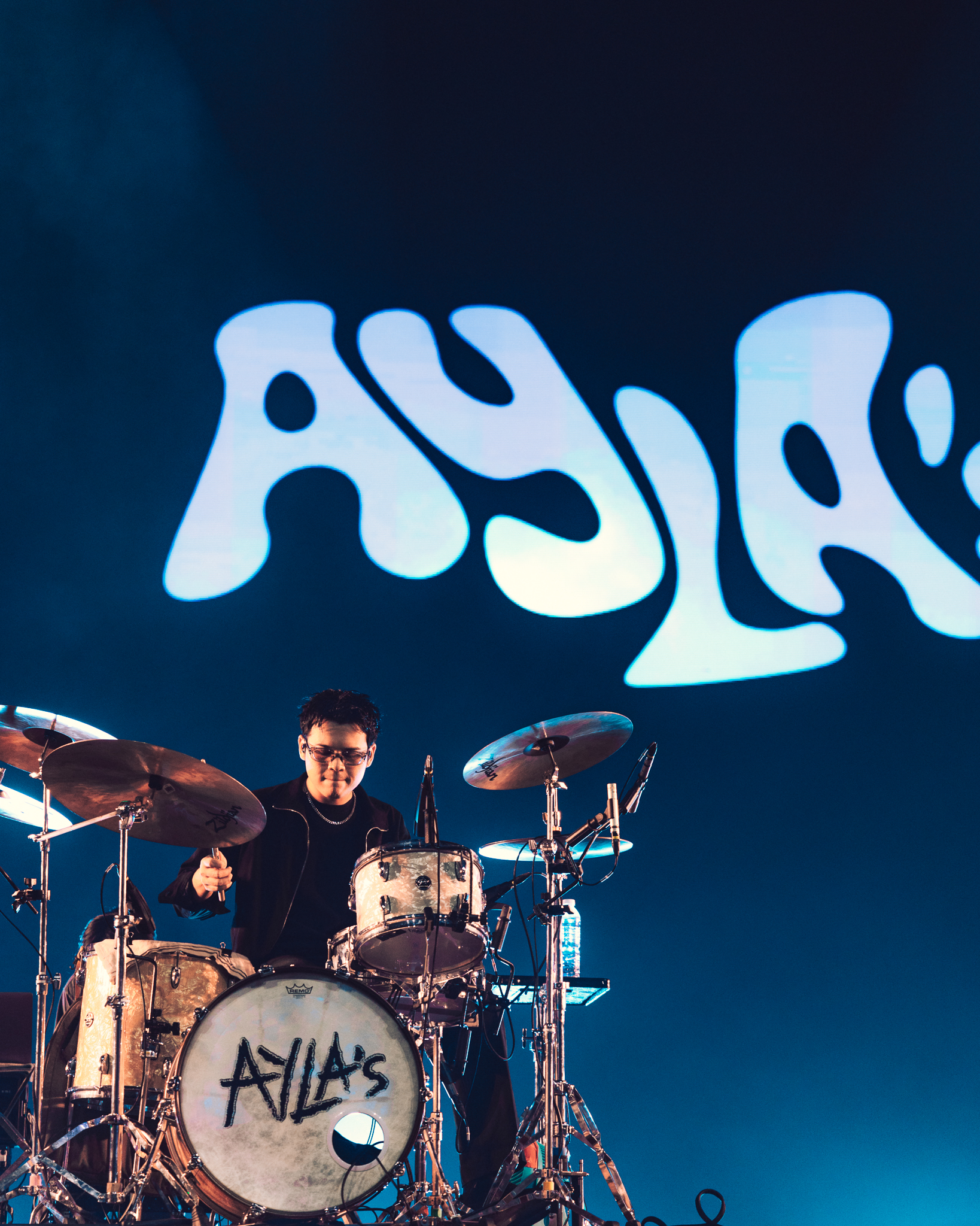 685886249 122096858655295638 304604099125421362 n "ครึ่งเก้า กรุ๊ป" กางโผ 35 ศิลปินฮอต จัดหนัก 4 ค่ายย่อย ชูโมเดลศิลปินคือลูกค้า คว้าวงร็อกตำนาน "Flure" ร่วมชายคา