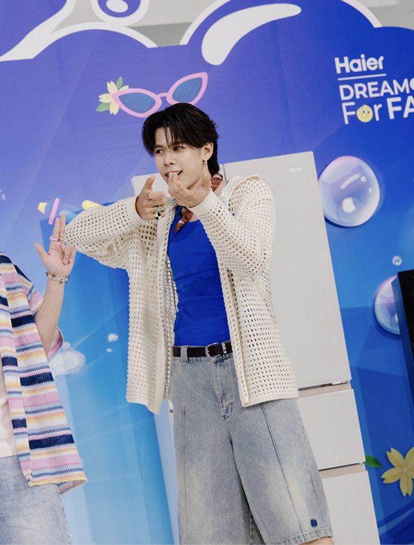 HAIERD1 ดาเมจทะลุองศา! 5 หมาป่าหนุ่ม LYKN สาดความหล่อกิจกรรม Haier