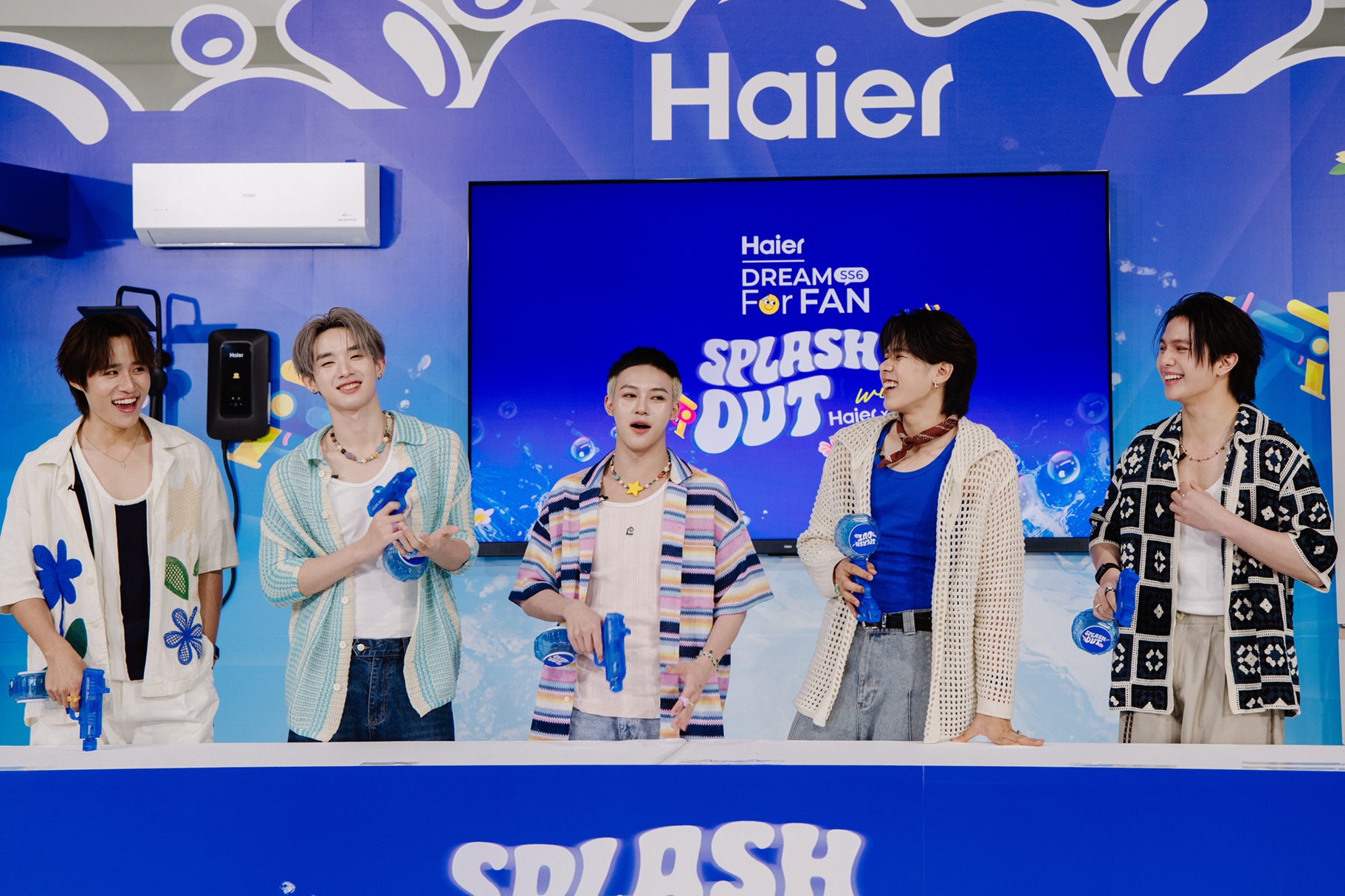 HAIERD2 ดาเมจทะลุองศา! 5 หมาป่าหนุ่ม LYKN สาดความหล่อกิจกรรม Haier