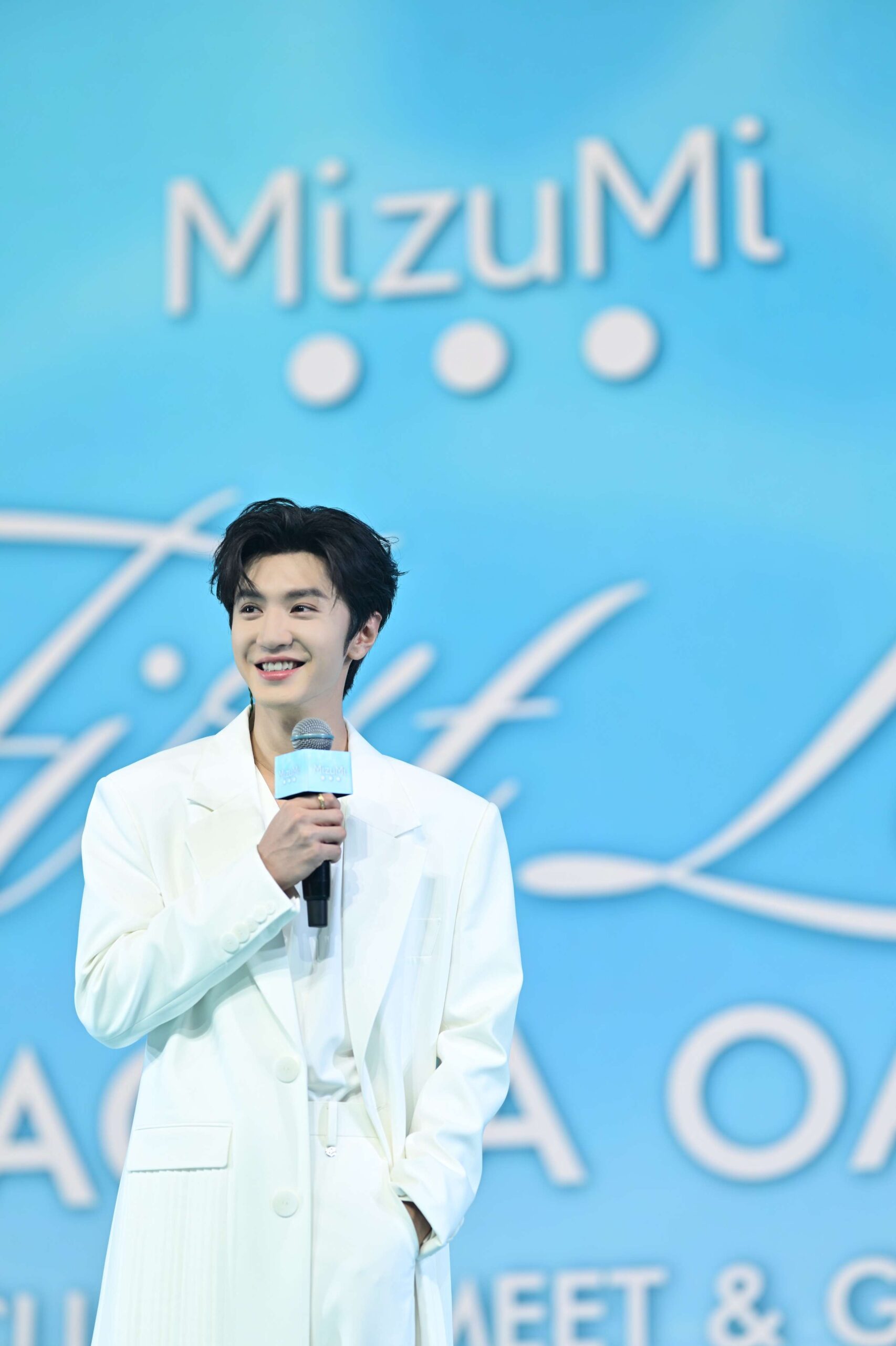 MizuMixChenZheyuanExclusiveMeetGreet 15 copy 2733x4100 scaled MizuMi พาพระเอกหนุ่มสุดฮอต Chen Zheyuan มาเสิร์ฟโมเมนต์เฟิร์สเลิฟในงาน "MizuMi x Chen Zheyuan Exclusive Meet & Greet: First Love in Aqua Oasis"