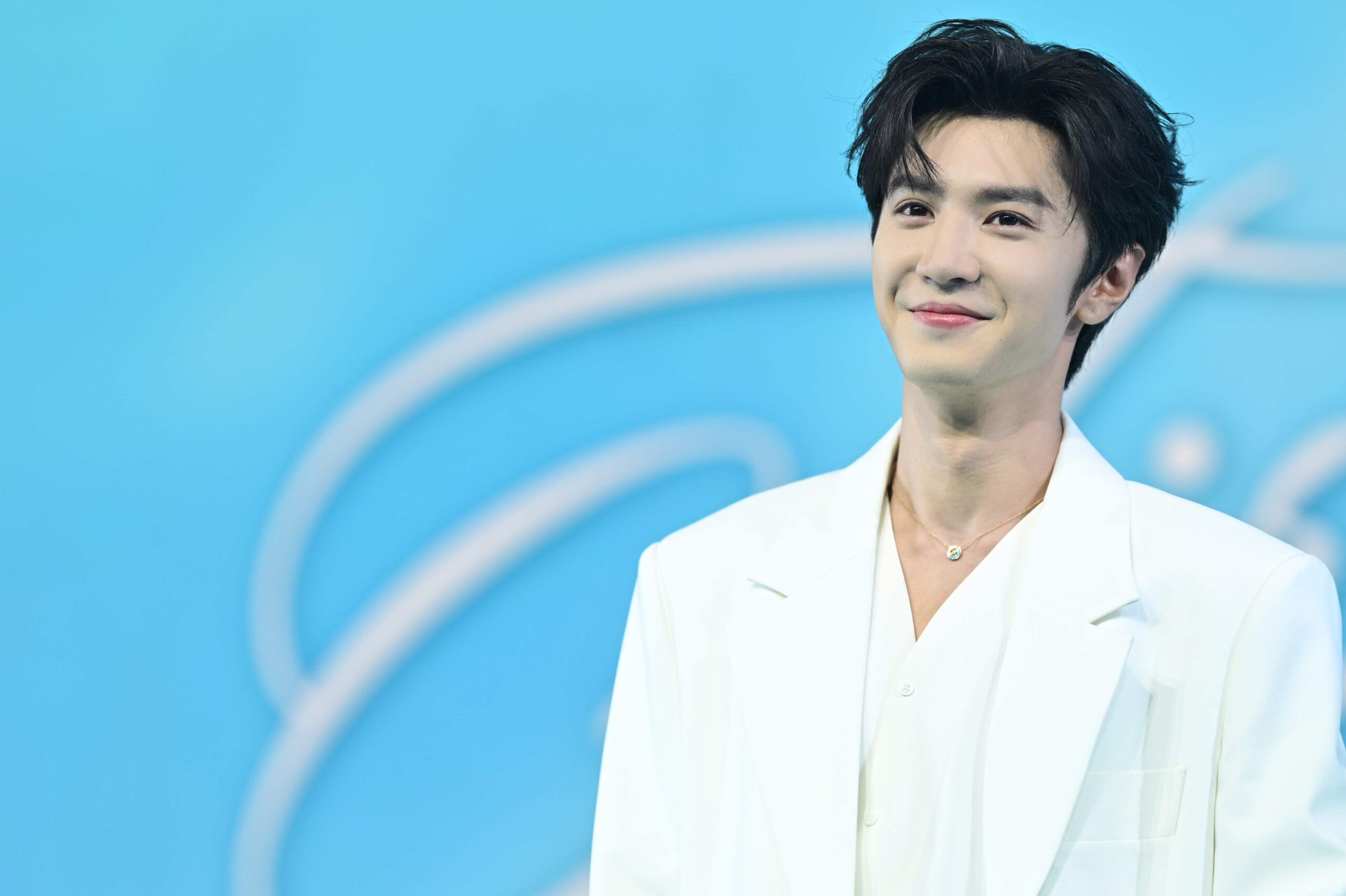MizuMixChenZheyuanExclusiveMeetGreet 16 copy 4100x2733 scaled MizuMi พาพระเอกหนุ่มสุดฮอต Chen Zheyuan มาเสิร์ฟโมเมนต์เฟิร์สเลิฟในงาน "MizuMi x Chen Zheyuan Exclusive Meet & Greet: First Love in Aqua Oasis"