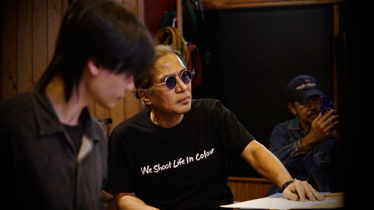 S 113360976 0 โป่ง หินเหล็กไฟ - อู๋ ธรรพ์ณธร ปล่อยเอ็มวี “ความหวังหลังกำแพง”