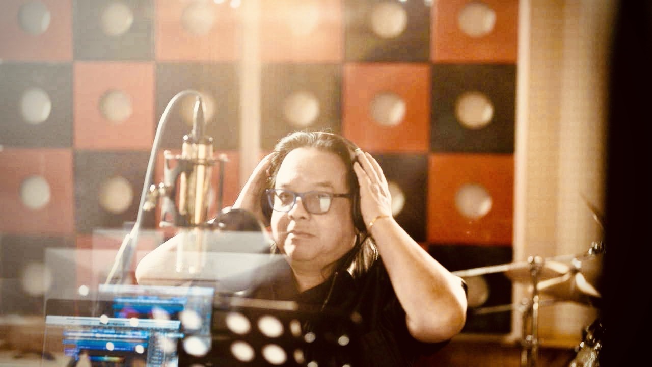 S 113360978 0 โป่ง หินเหล็กไฟ - อู๋ ธรรพ์ณธร ปล่อยเอ็มวี “ความหวังหลังกำแพง”