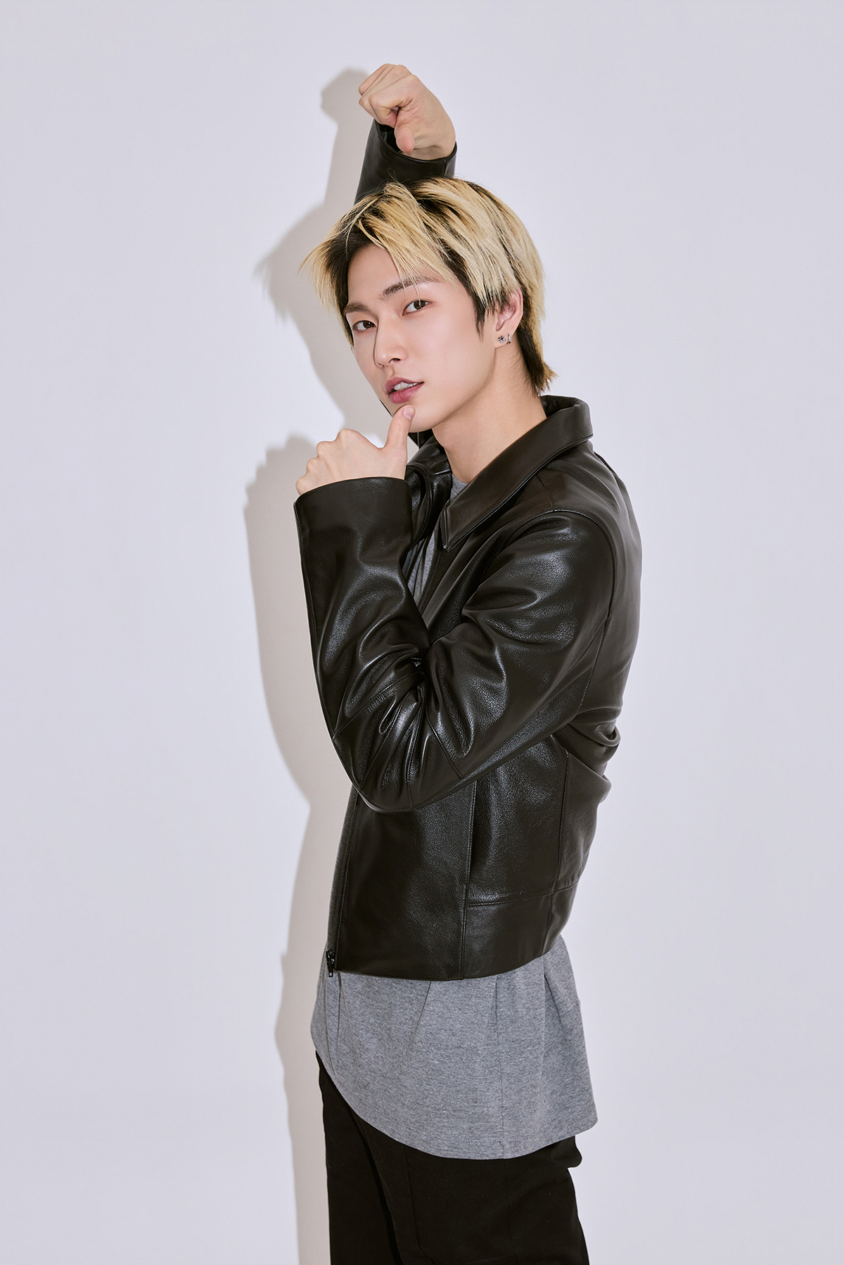 XngHan ซึงฮัน ภาพที่ 3 XngHan&Xoul ปล่อยมินิอัลบั้มชุดแรก ‘Glow’ ผ่าน 5 เพลงที่อิงจากซาวนด์ EDM