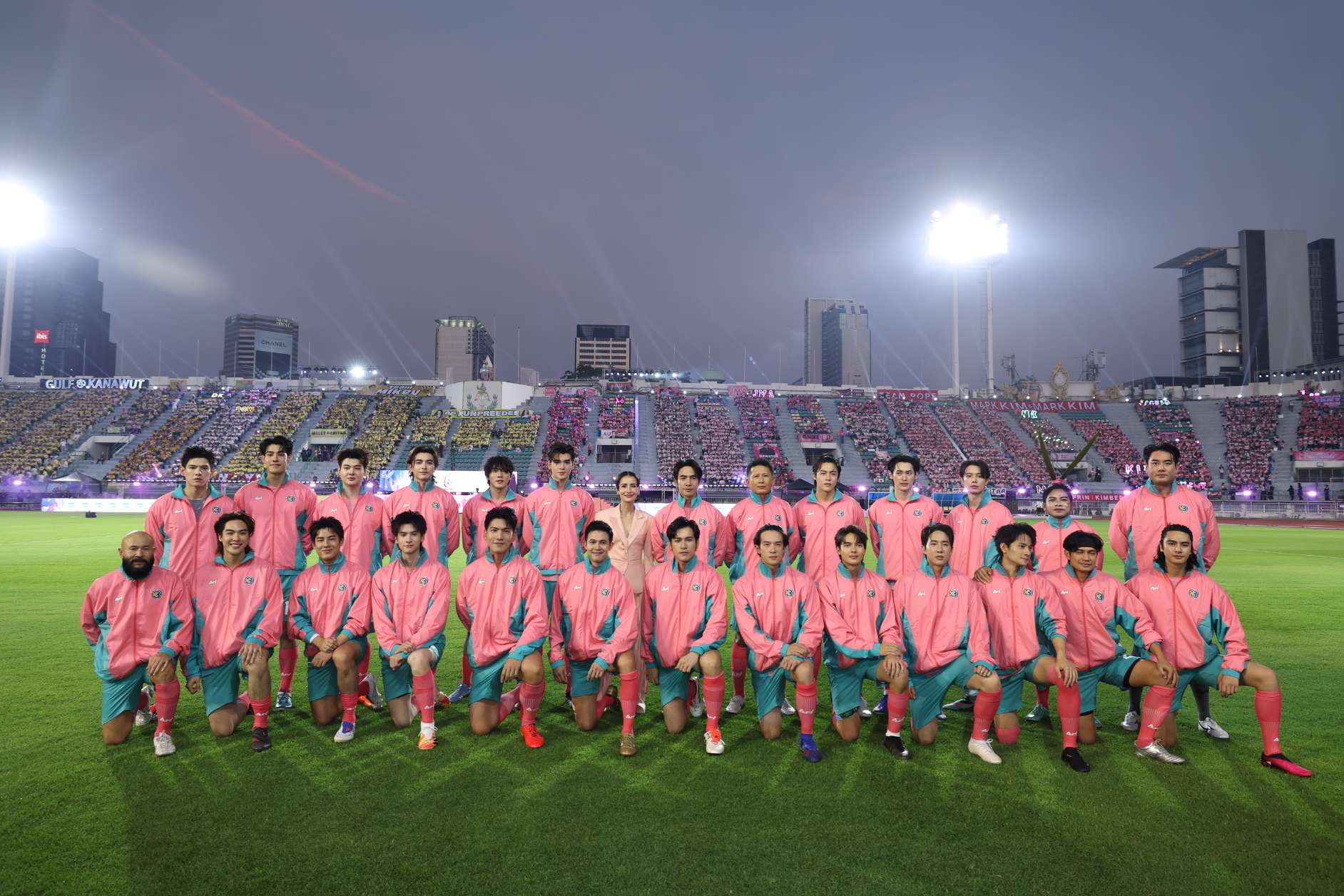 ฟุตบอล ช่อง3 2569 11 บรรยากาศ ช่อง 3 ฉลอง 56 ปี สุดยิ่งใหญ่ รวมซุปตาร์มาระเบิดพลังขั้นสุด!