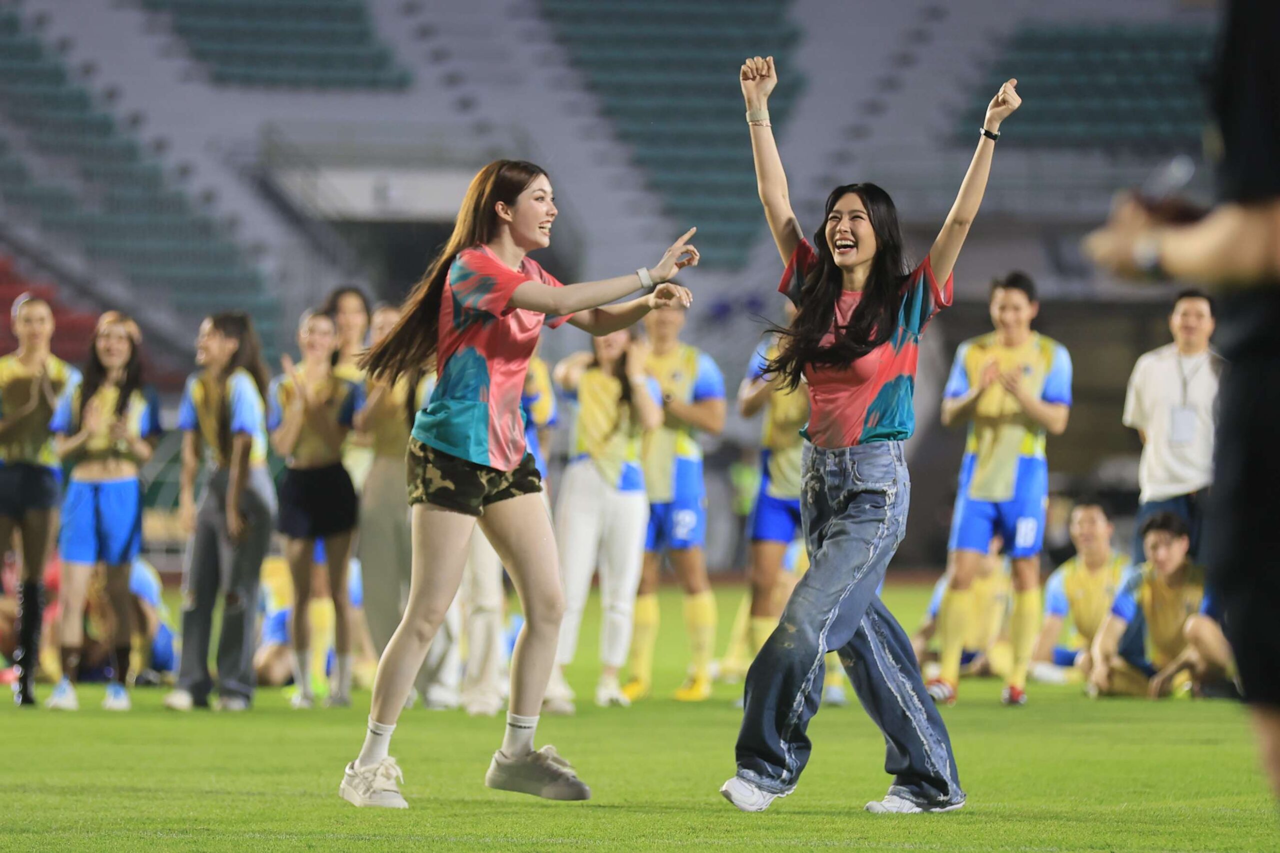 ฟุตบอล ช่อง3 2569 37 scaled บรรยากาศ ช่อง 3 ฉลอง 56 ปี สุดยิ่งใหญ่ รวมซุปตาร์มาระเบิดพลังขั้นสุด!