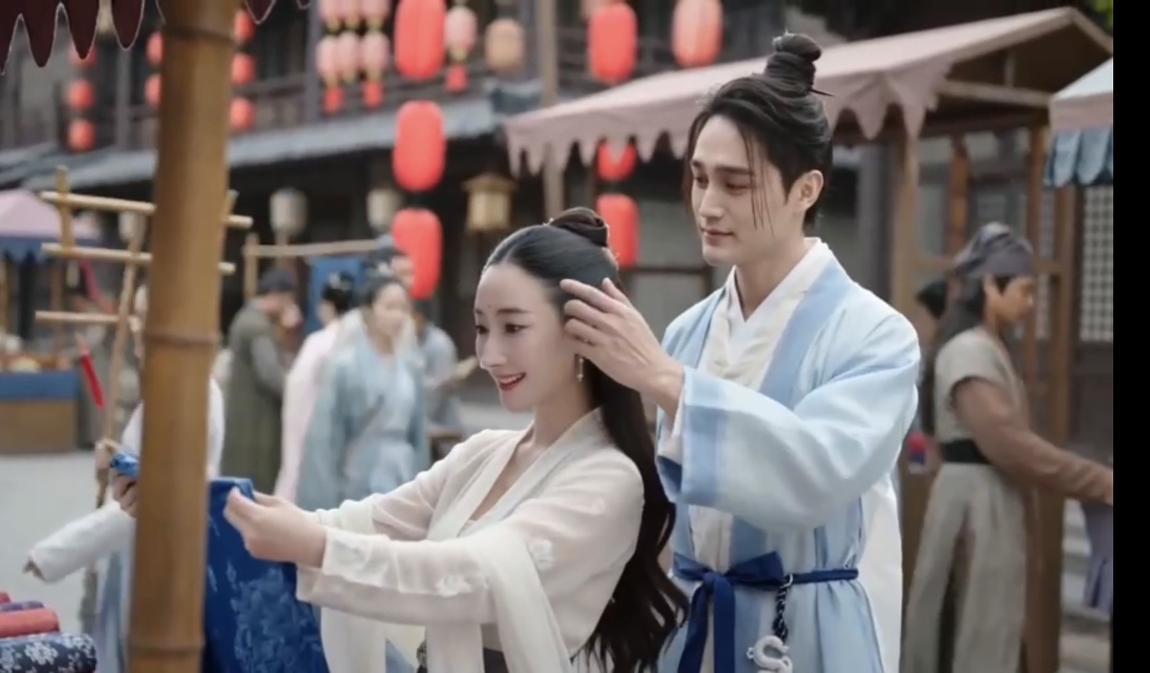 เตชินท์ คัมแบ็คในรอบ 13 ปี ส่งซิงเกิลใหม่ มีอะไรต้องรู้ไหม 10 “เตชินท์” ส่ง “มีอะไรต้องรู้ไหม?”ในรอบ  13 ปี ดึงภรรยาสาว “หยวน ชยุติ” นางเอก MV