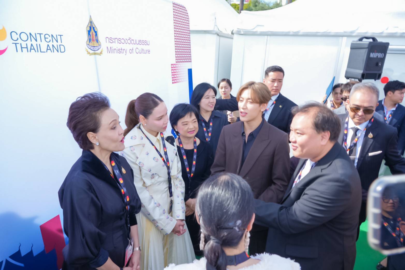 07 คำสารภาพของหมอผี “แบมแบม” นำทัพ “อาเล็ก-เดนิส” นำทีม M STUDIO ดันหนังไทยผงาดเวทีโลก เปิดตัว “คำสารภาพของหมอผี” ในคานส์ 2026