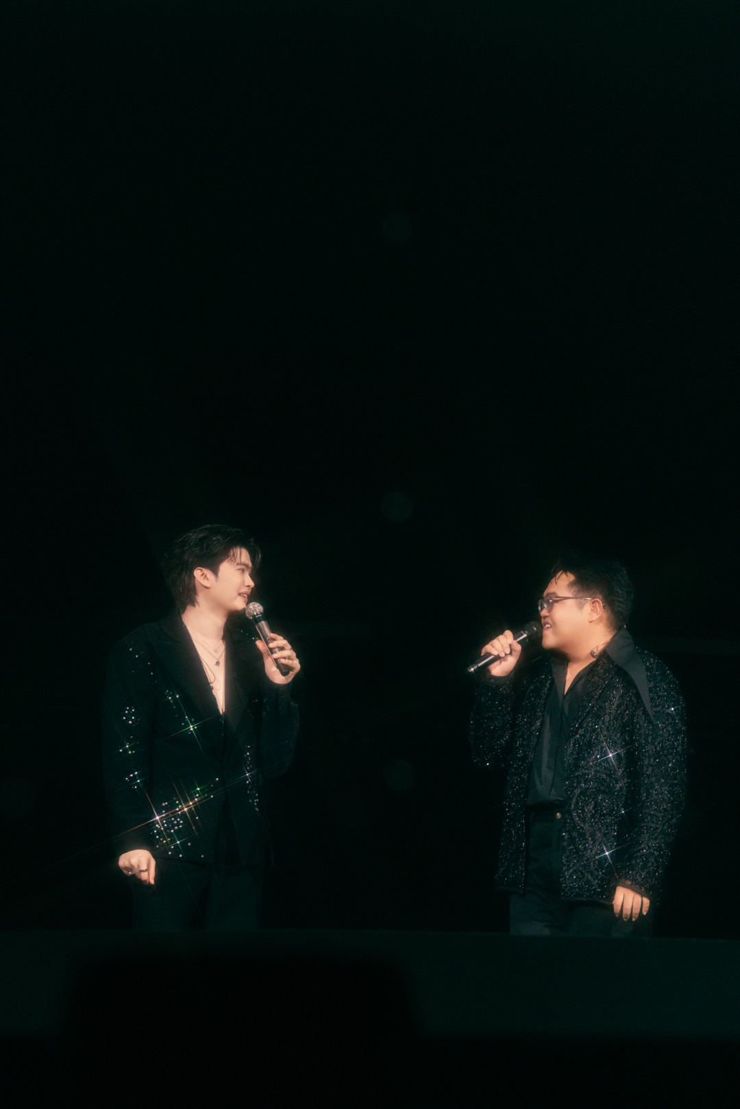 0X7A6817 NONT TANONT “THE MOMENT OF SPECTACLE CONCERT” ปิดฉากอย่างงดงาม!