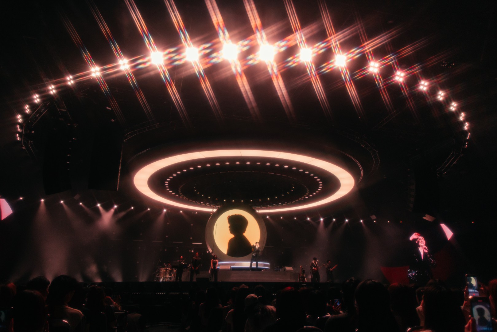 0X7A6889 NONT TANONT “THE MOMENT OF SPECTACLE CONCERT” ปิดฉากอย่างงดงาม!