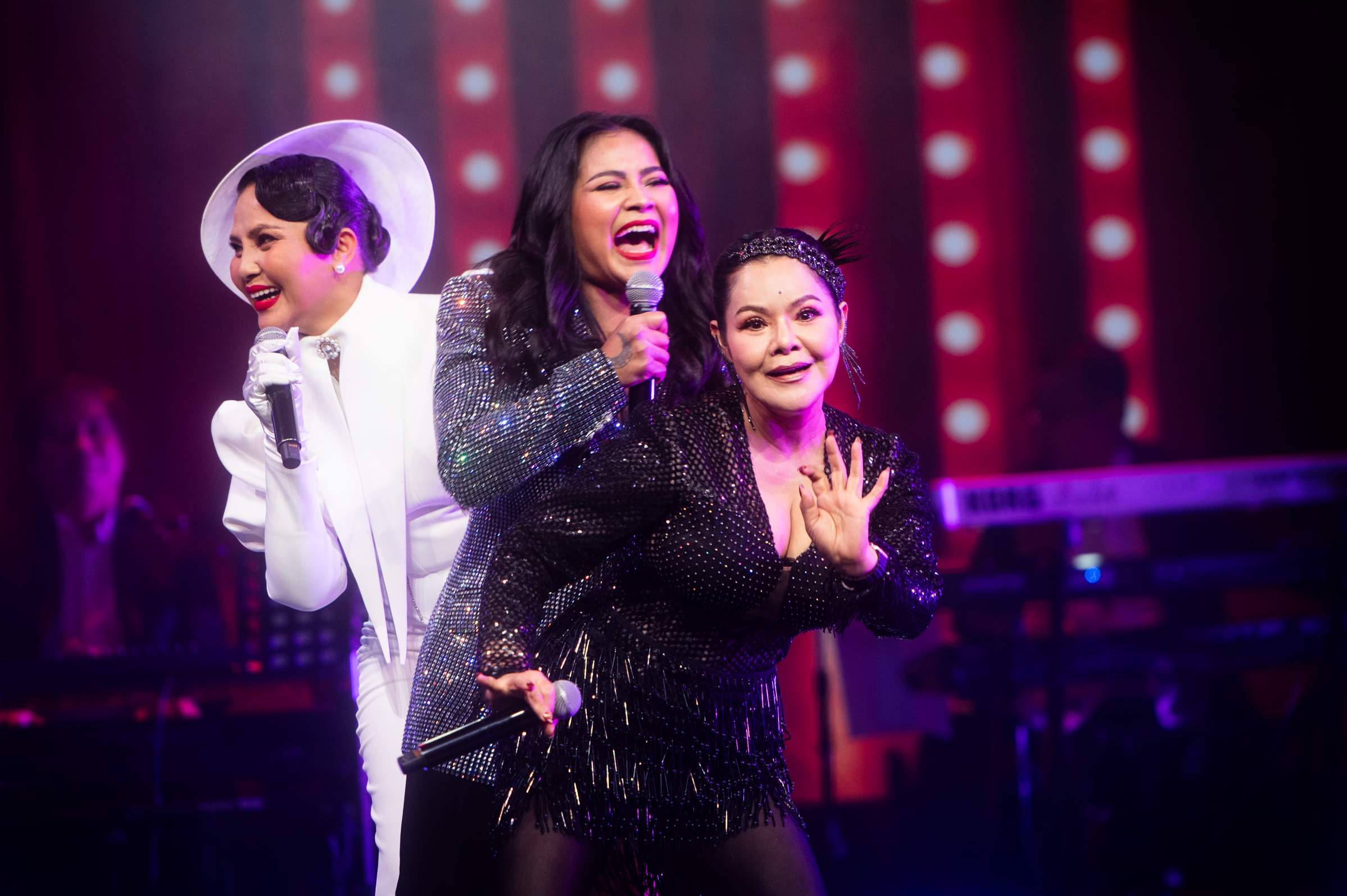 เปิดม่าน “The Giving Concert” 3 Generations 1 Heart คอนเสิร์ตแรก "Sing History เพลงรักในวันวาน”