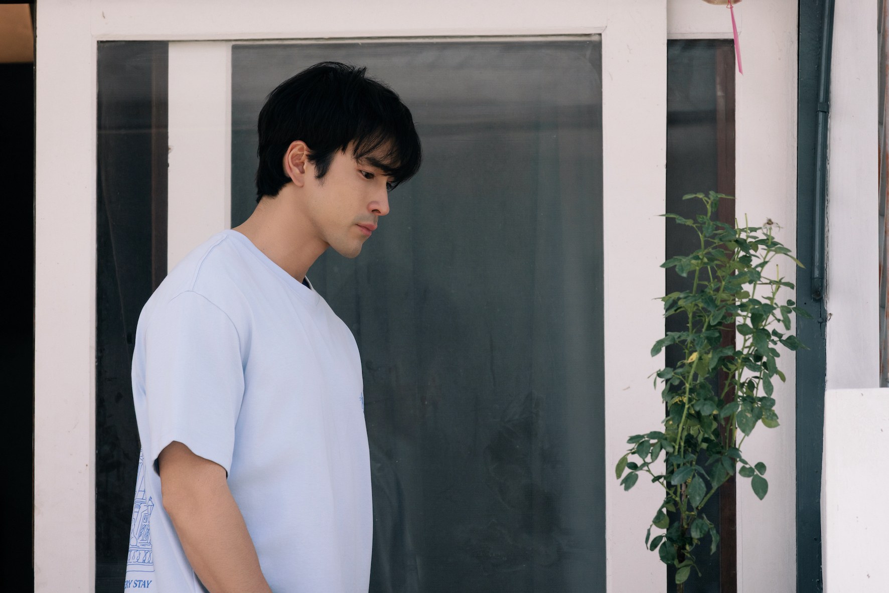 BEHINDTHESCENEPHOTOซิงเกิลจำไว้ ร่วมงานด้วยกันครั้งแรก!!! อิ้งค์ วรันธร และ ณเดชน์ คูกิมิยะ ในมิวสิกวิดีโอเพลง “จำไว้”