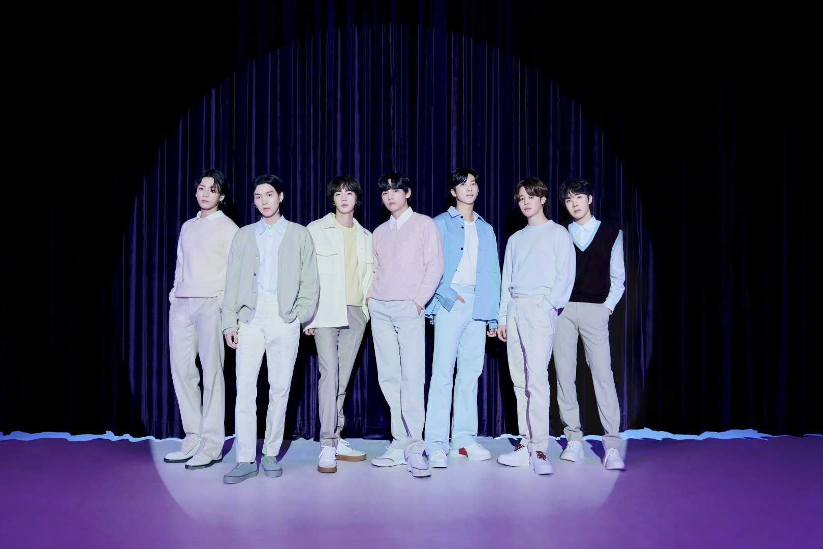 BTS courtesy of HYBE โชว์แห่งปีที่รอคอย! เช็กเลย ผังที่นั่ง-ราคา BTS WORLD TOUR ‘ARIRANG’ วอร์มนิ้วเตรียมลุยกดบัตร! จัดเต็ม 3 รอบราชมังฯ 3, 5 และ 6 ธันวาคมนี้
