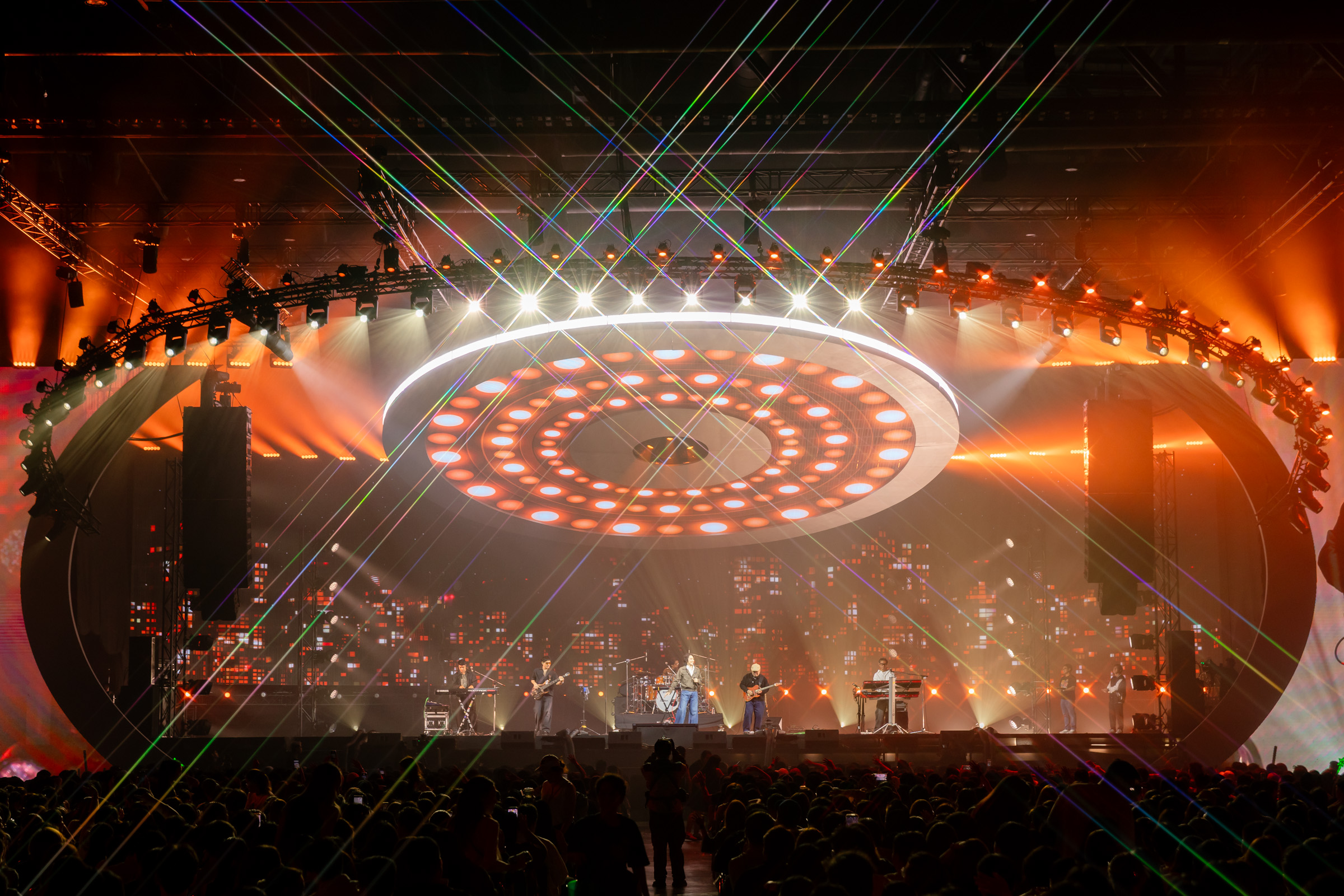 DTP 56 0 “DISCTOPIA CONCERT” 9 ชม.เต็มอิ่มความทรงจำกับศิลปินเพลงโคตรฮิตยุคแผ่นดิสก์ถล่มเมือง!!
