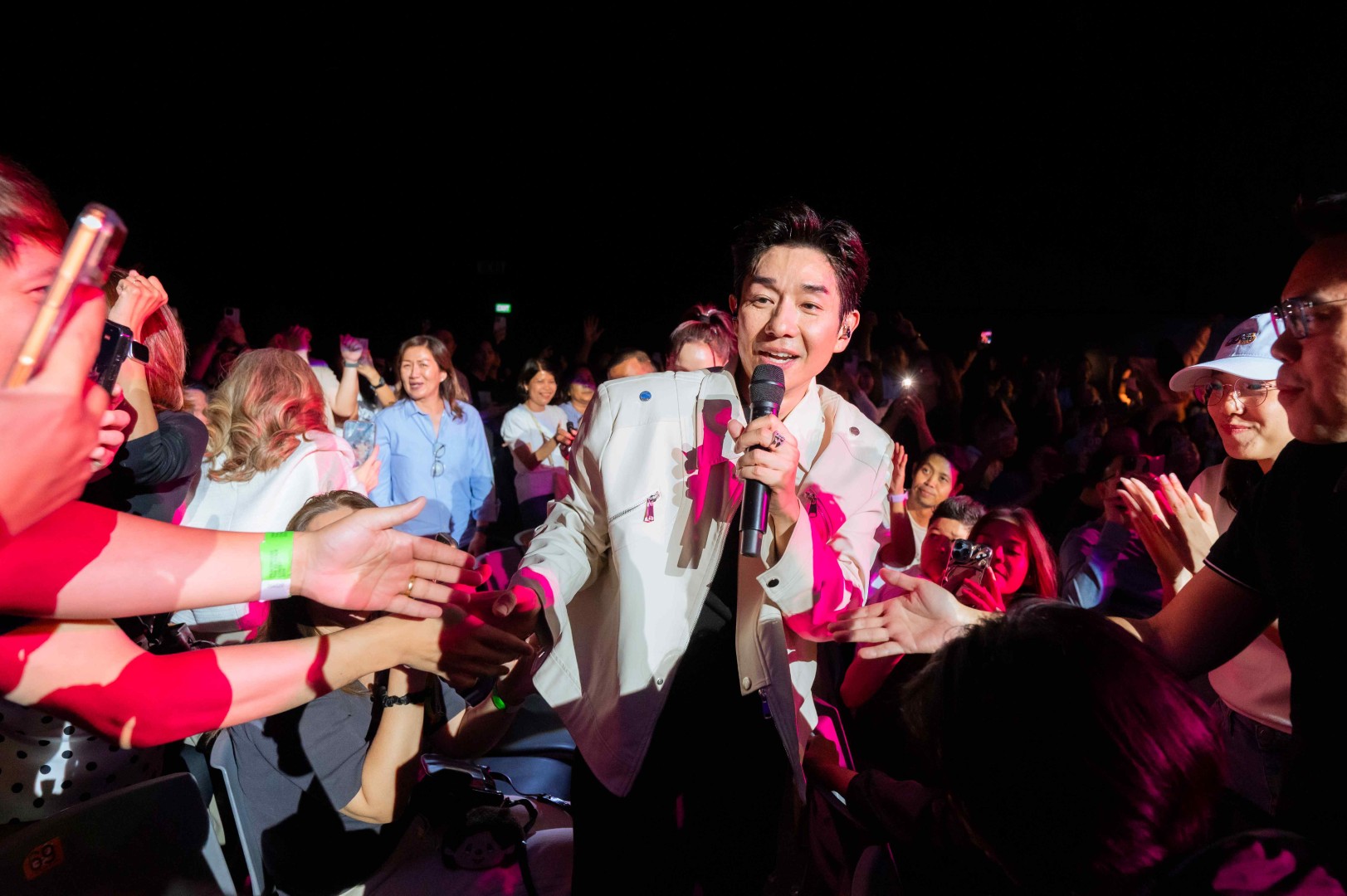 PEACEMAKER THE REPEACE CONCERT 2026 39 "บอย-พีธ" เสิร์ฟแฟนฉ่ำสมกับที่รอคอยมา 23 ปี "PEACEMAKER THE RE:PEACE CONCERT 2026" คอนเสิร์ตใหญ่ของวงดูโอ้ระดับตำนาน