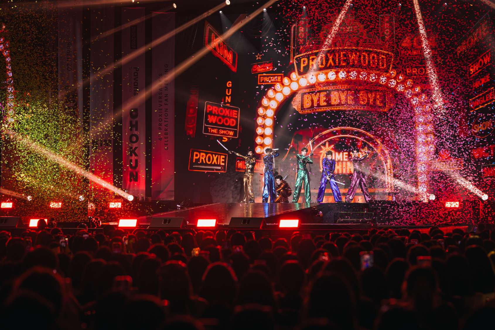 PROXIE ‘PROXIE’ มันส์แบบอันลิมิต ฉลองครบรอบ 4 ปี ปล่อยพลังสนุกยกฮอลล์ใน 4th PROXIEversary’s Celebration Fan Meeting ‘404 Found You’