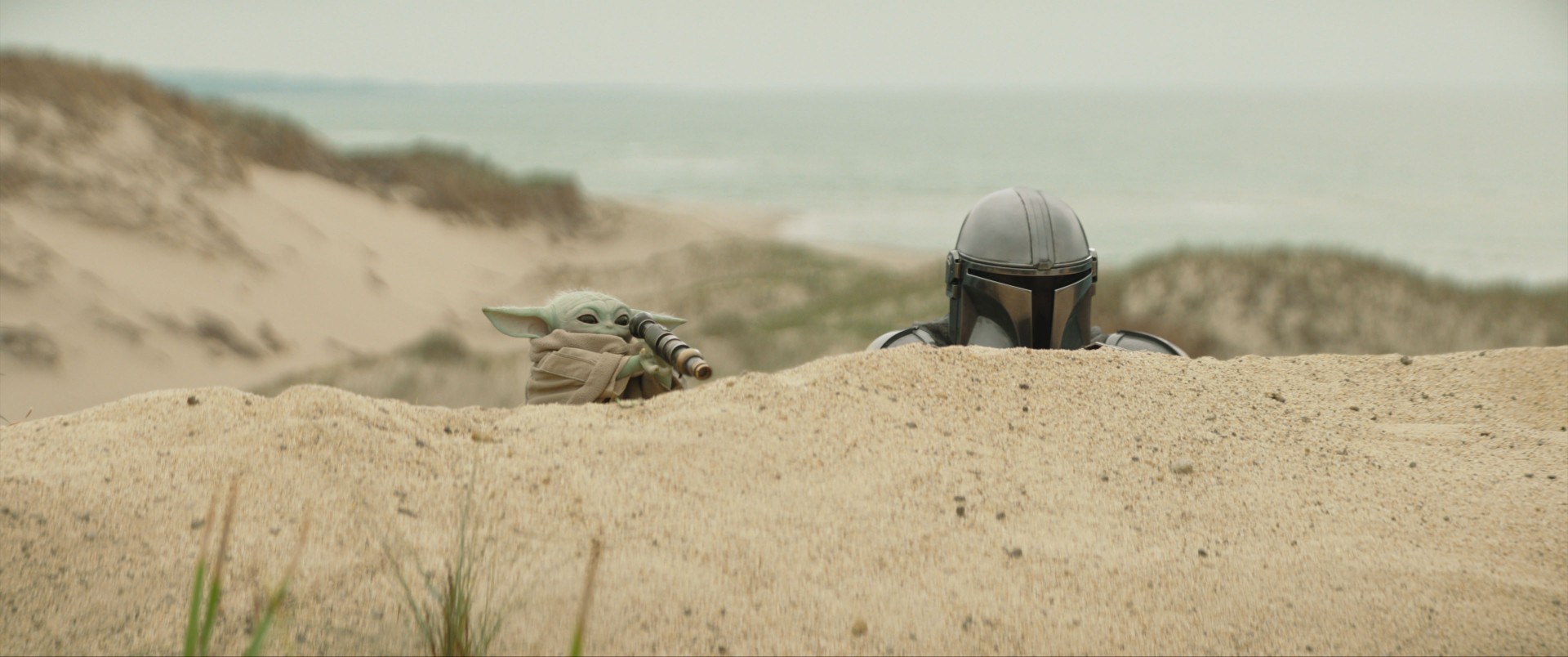 STAR WARS THE MANDALORIAN AND GROGU Still02 นานิ หิรัญกฤษฎิ์ ร่วมฉลองต้อนรับคู่หูแห่งจักรวาล “The Mandalorian and Grogu แมนดาลอเรี่ยนและโกรกู” Thailand Gala Premiere