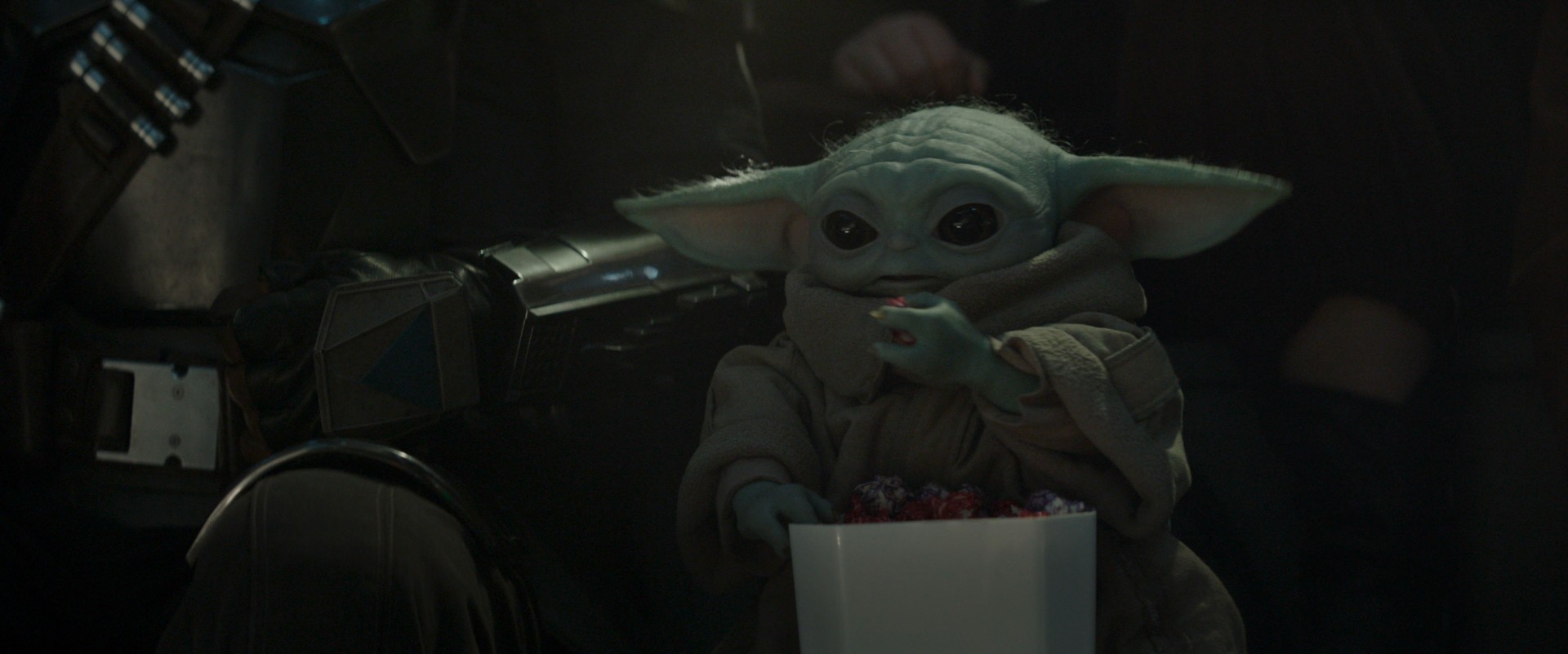 STAR WARS THE MANDALORIAN AND GROGU Still11 นานิ หิรัญกฤษฎิ์ ร่วมฉลองต้อนรับคู่หูแห่งจักรวาล “The Mandalorian and Grogu แมนดาลอเรี่ยนและโกรกู” Thailand Gala Premiere