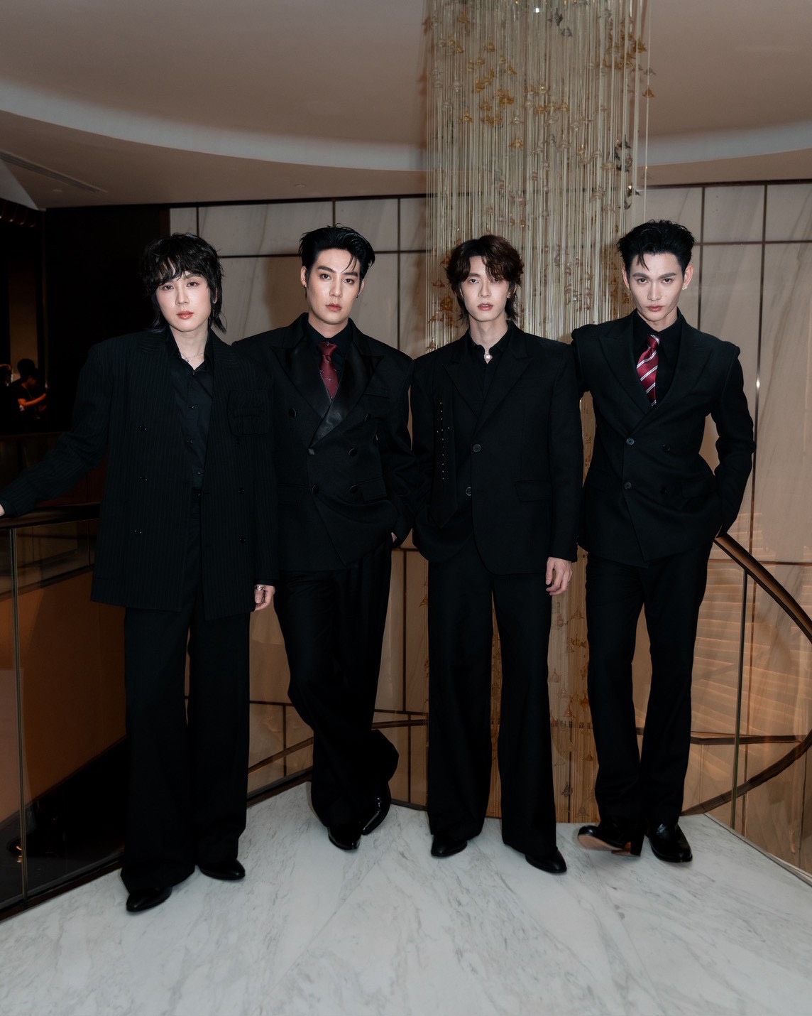 S 8315110 0 พาเวล นเรศ คว้ารางวัล นักแสดงชายยอดนิยม "คมชัดลึกอวอร์ด ครั้งที่ 22"