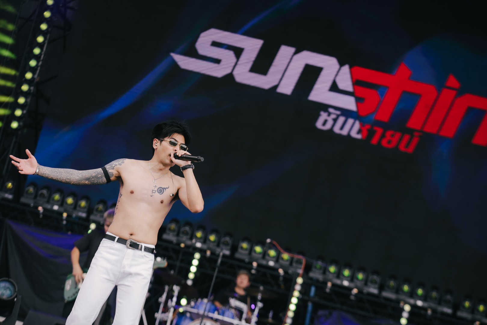 Sunshine 02 THAI ROCK FEST 2026 ครั้งแรกสุดยิ่งใหญ่! รวมวงดัง-ขนเพลงฮิตยุคทอง จัดเต็ม แสง สี เสียง ถูกใจชาวไทยร็อก