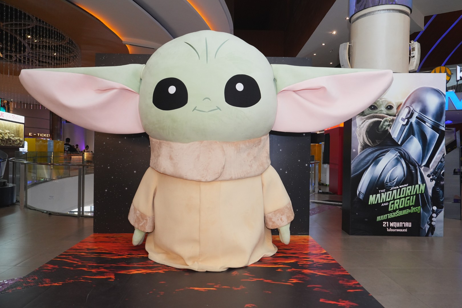 Thailand Gala Premiere เรื่อง The Mandalorian and Grogu 29 นานิ หิรัญกฤษฎิ์ ร่วมฉลองต้อนรับคู่หูแห่งจักรวาล “The Mandalorian and Grogu แมนดาลอเรี่ยนและโกรกู” Thailand Gala Premiere