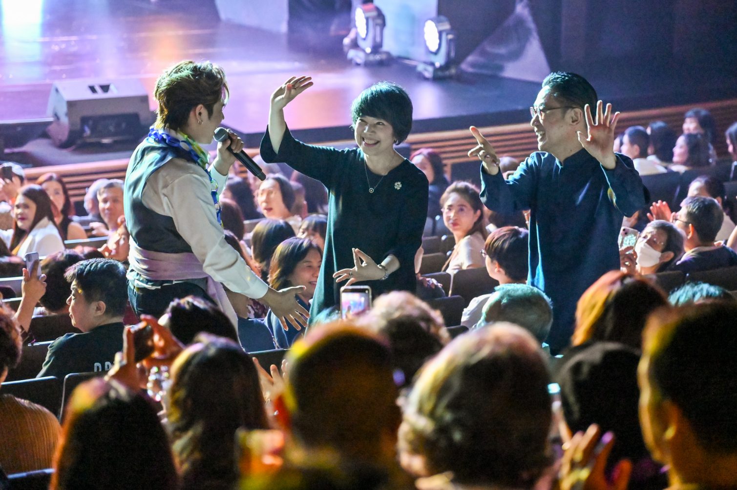 exSingHistory เปิดม่าน “The Giving Concert” 3 Generations 1 Heart คอนเสิร์ตแรก "Sing History เพลงรักในวันวาน”