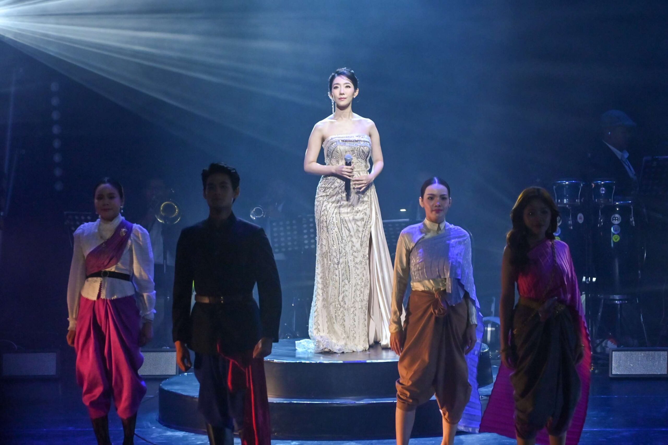 exSingHistory 4591 copy 2923x1948 scaled เปิดม่าน “The Giving Concert” 3 Generations 1 Heart คอนเสิร์ตแรก "Sing History เพลงรักในวันวาน”