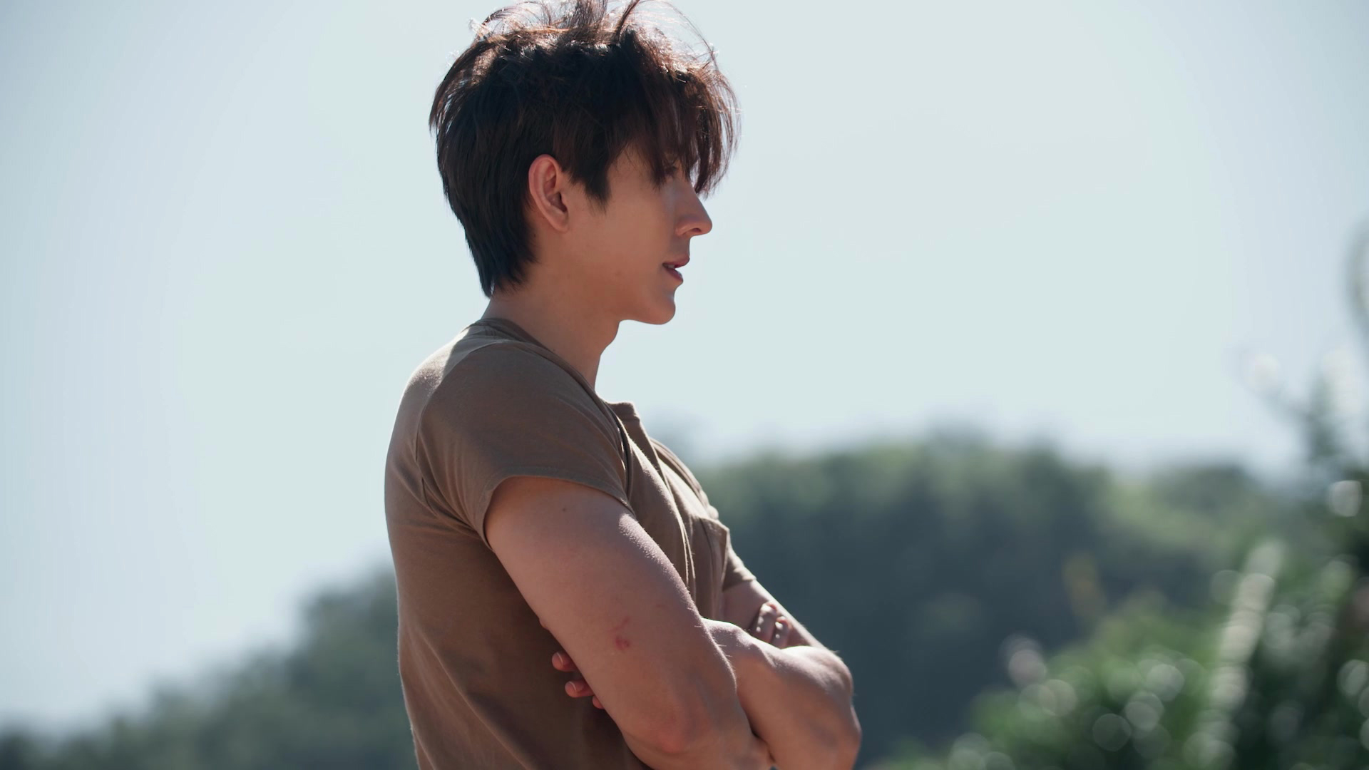 12 1 ซีรีส์ “แสงดาว แสงศรัทธา” ฟินทะลุกราฟ จับตาเคมีใหม่ “บาส-หลงชาง” สหายรักกลางสมรภูมิรบ!