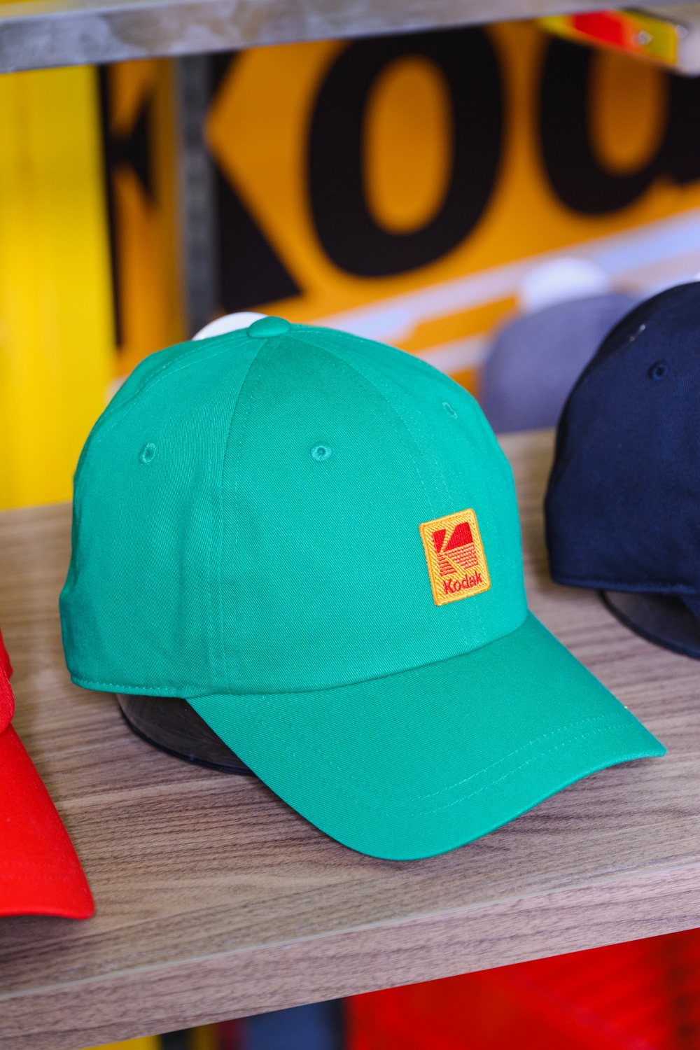 ตำนาน Kodak ผ่านแฟชั่นกับ “KODAK CROSS SHOP POP-UP STORE” ชั้น M สยามดิสคัฟเวอรี่ 17 17 ตำนาน Kodak ผ่านแฟชั่นกับ “KODAK CROSS SHOP POP-UP STORE” ชั้น M สยามดิสคัฟเวอรี่
