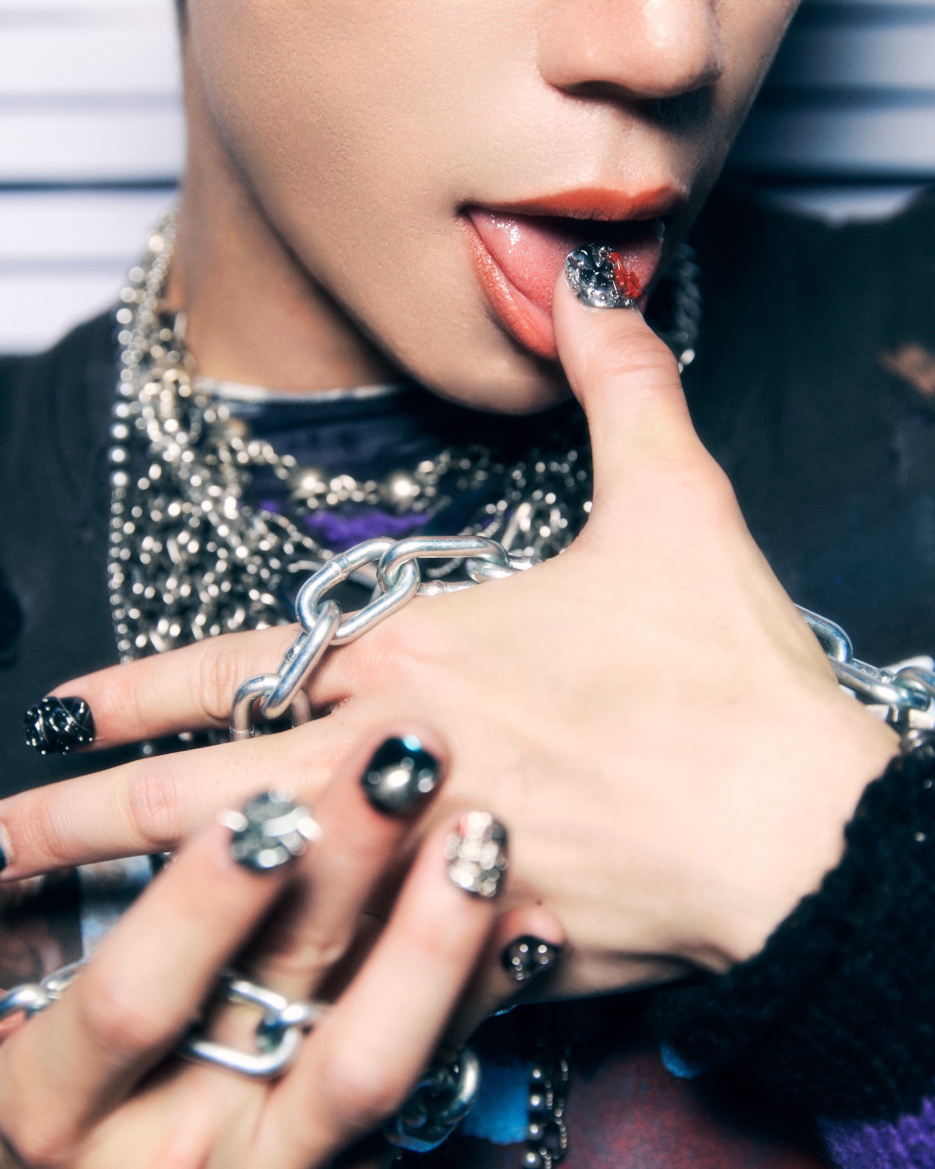 PIDE เปิดตัว “CHAIN” ซิงเกิลใหม่กลิ่นอาย Funk-Pop สุดเซ็กซี่ 6 1780511669020 PIDE เปิดตัว “CHAIN” ซิงเกิลใหม่กลิ่นอาย Funk-Pop สุดเซ็กซี่