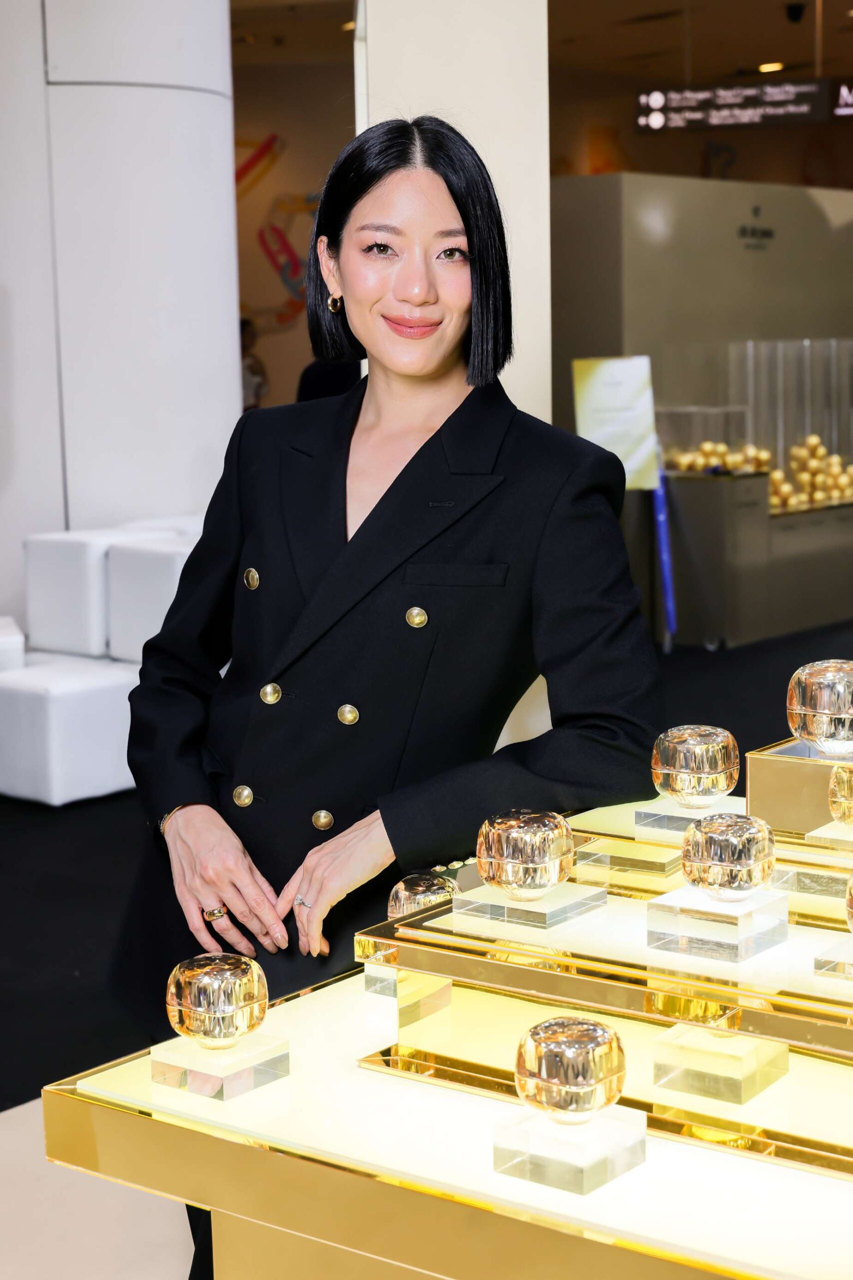 1781100630152 copy 1848x2772 scaled Clé de Peau Beauté จัดอีเว้นท์ใหญ่ แพร – แอนโทเนีย ตบเท้ารวมงาน The Iconic Radiance