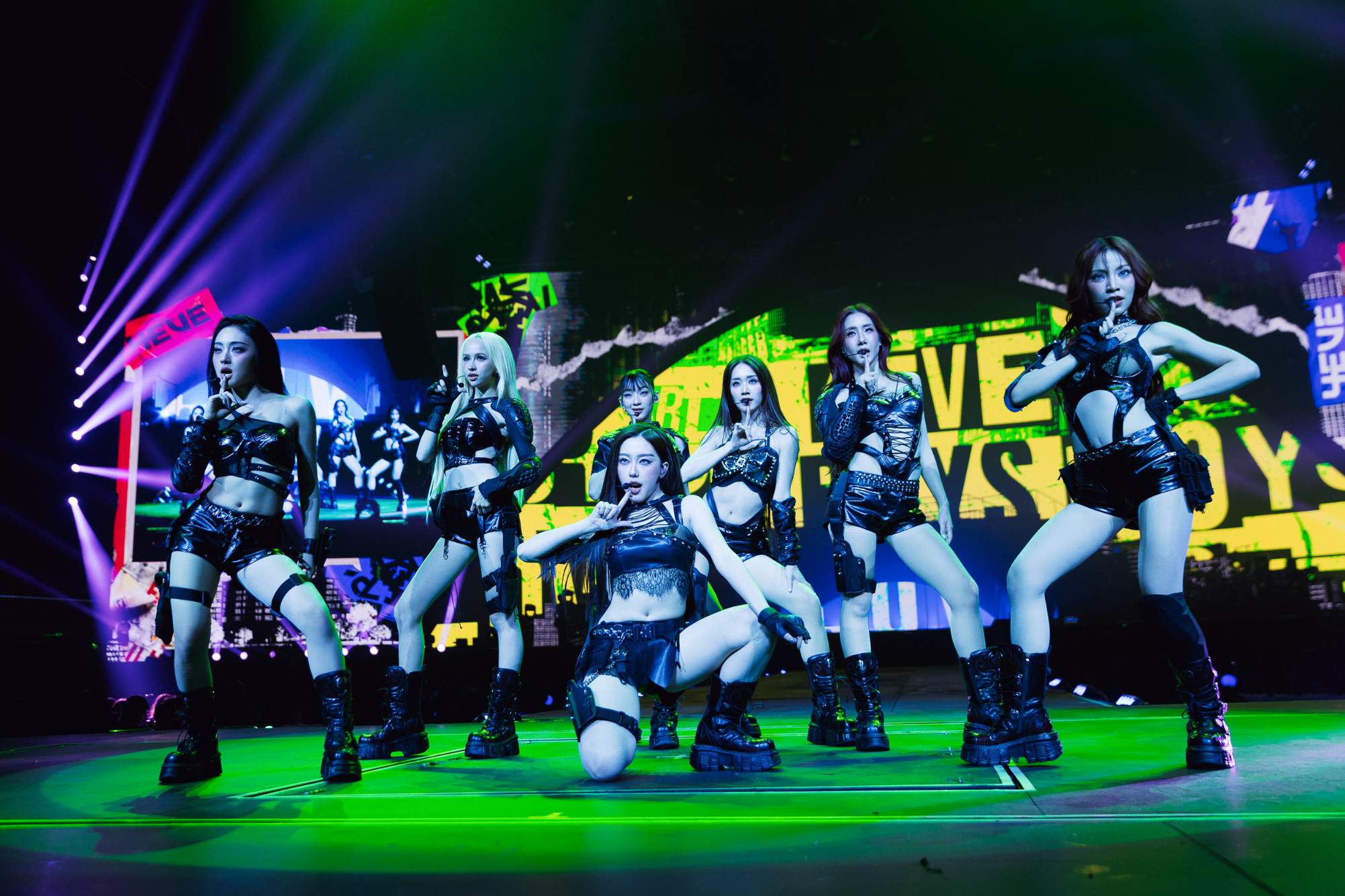 26.06.07WHYKNNOT ส่องความสำเร็จ “4EVE UNCHAINED CONCERT” สมศักดิ์ศรีเกิร์ลกรุ๊ปแห่งยุค