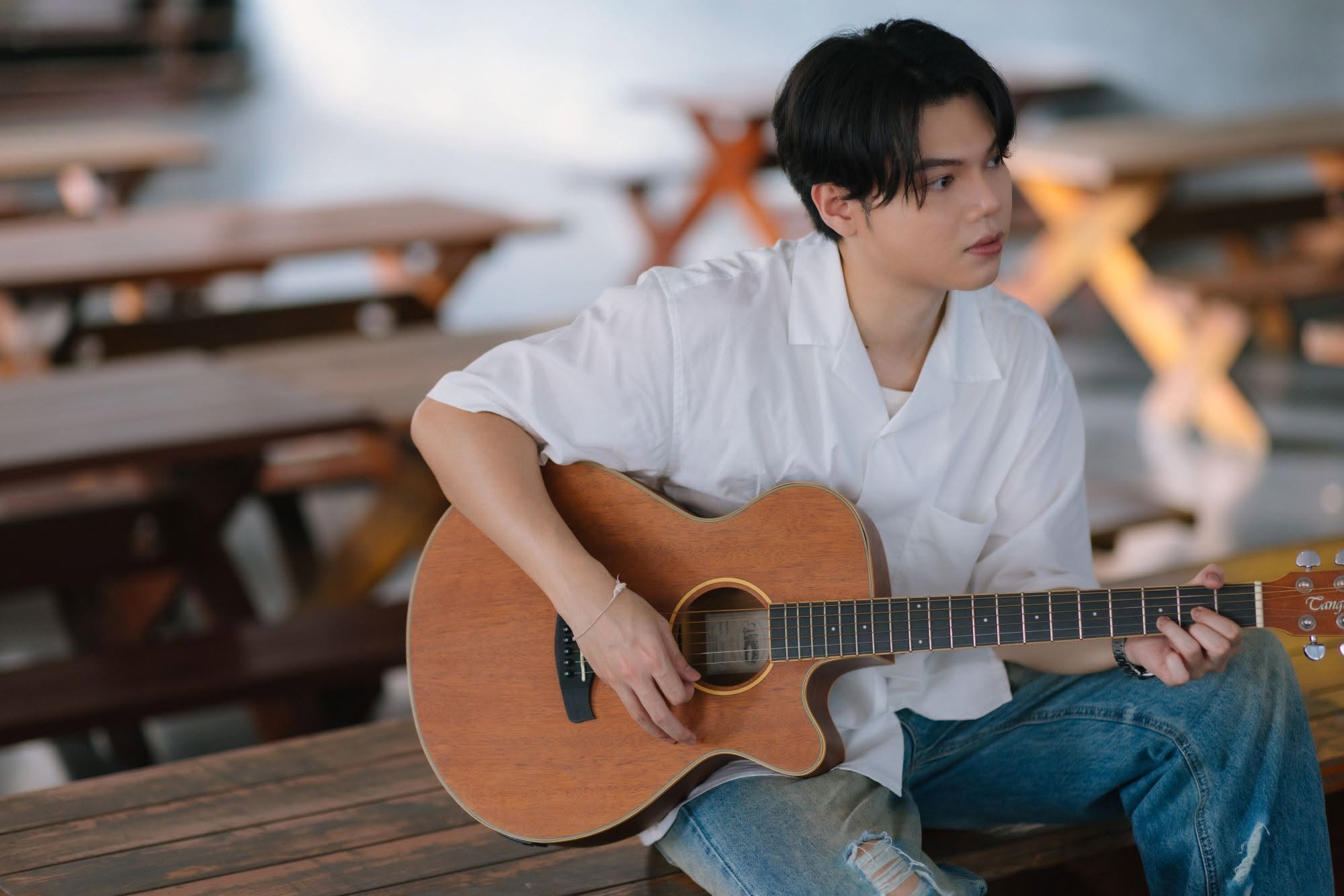 725120866 1633896655405941 1587670467588011030 n “เบนท์ กิตติธัช” ส่ง “กางเกงยีนส์เก่าๆจีบดาวมหาลัย” เพลงที่เขียนจากชีวิตจริง!