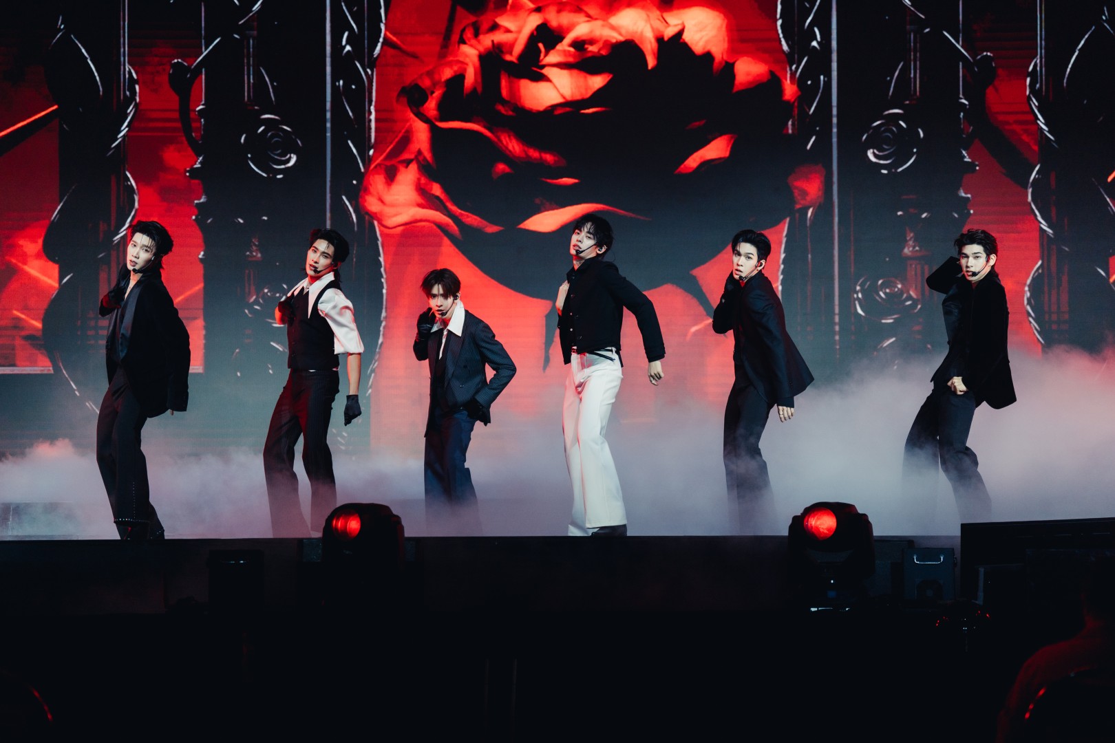 DEXX สรุปงาน DMD LINE UP 2026: ‘ดูมันดิ’ จัดหนักเปิดตัว 23 โปรเจกต์ใหม่ ยกระดับซีรีส์วายสู่มิติระดับสากล