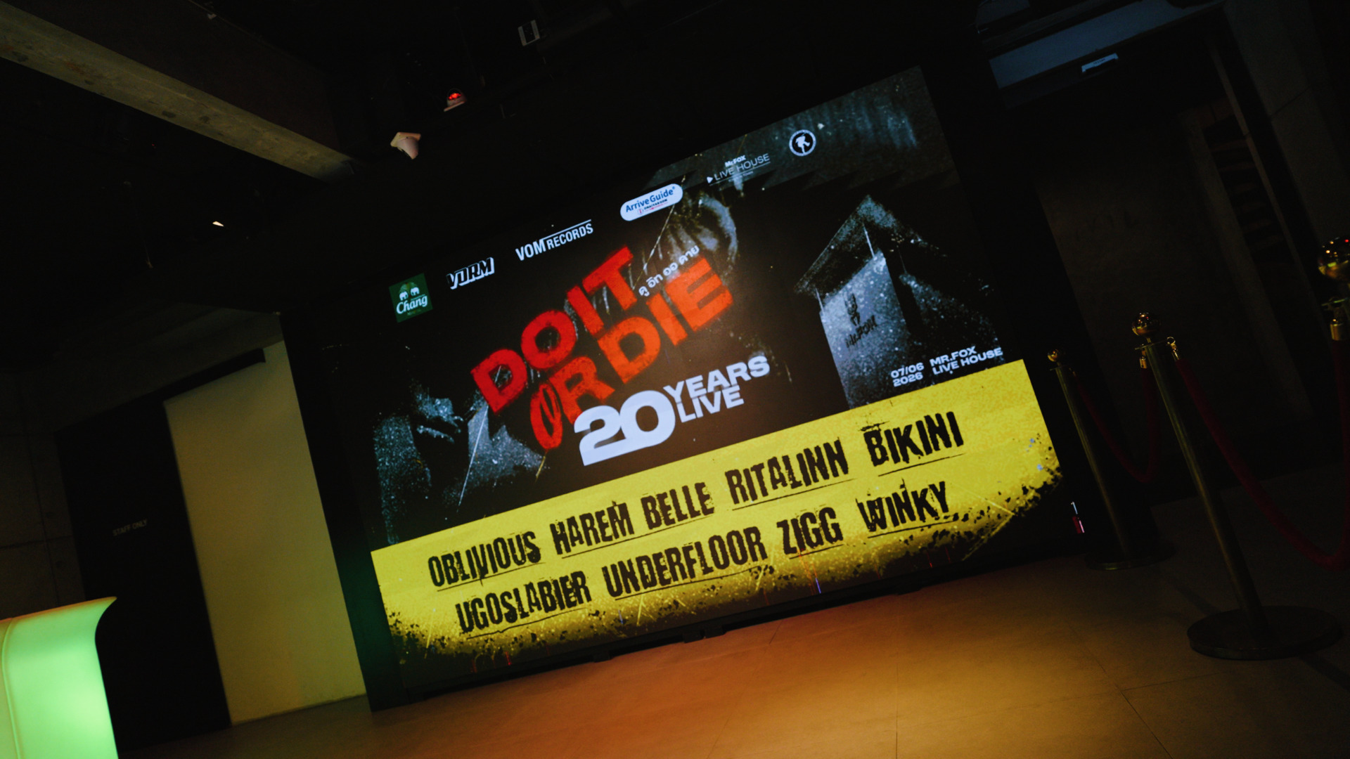 FOOTAGE 2.00 00 01 18.Still001 เดือดจัด ประทับใจทุกนาที! คอนเสิร์ตครบรอบ 20 ปี "DO IT OR DIE" ปลุกยุคอีโมใหัคืนชีพอีกครั้งในค่ำคืนสุดมันส์เกินบรรยาย
