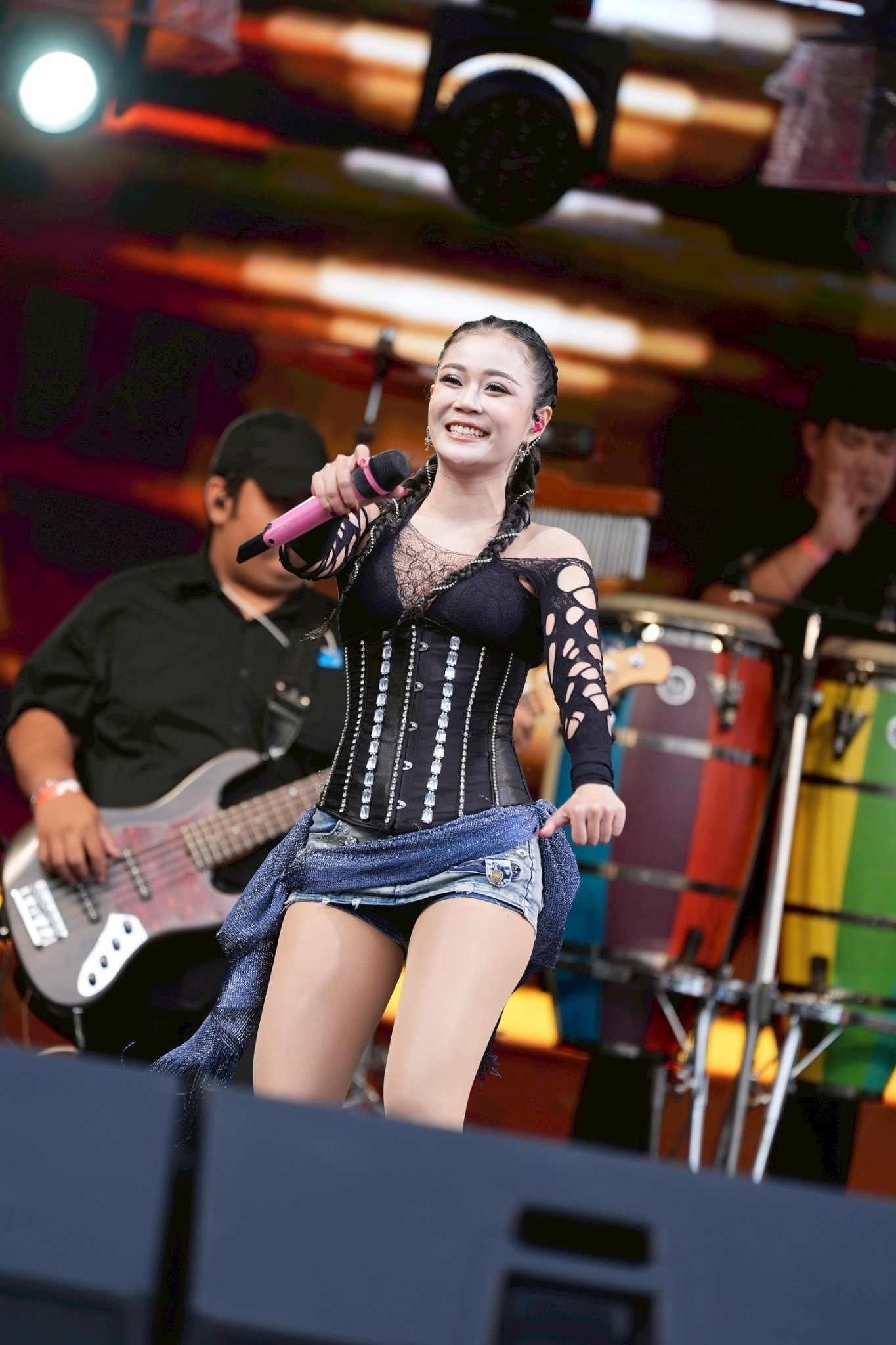 LINE ALBUM 2026.6.7 260607 46 ปิดฉากสุดปัง! JINRO presents “Samed in Love 11” ประมวลภาพความสนุก สาดความฟินอินบนเกาะ