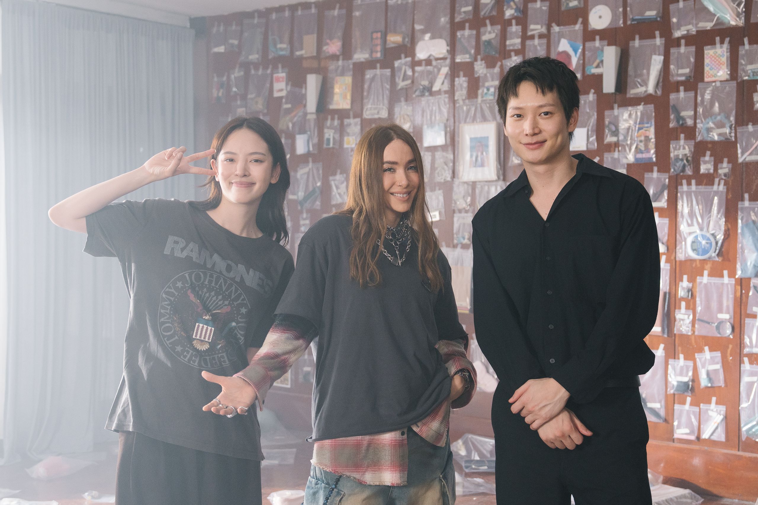 MV หลุมอากาศ 4 PALMY บันทึกความรู้สึกผ่านเพลง ‘หลุมอากาศ’ พร้อม MV บีบหัวใจ นำแสดงโดย ณิชา–ไอซ์ซึ