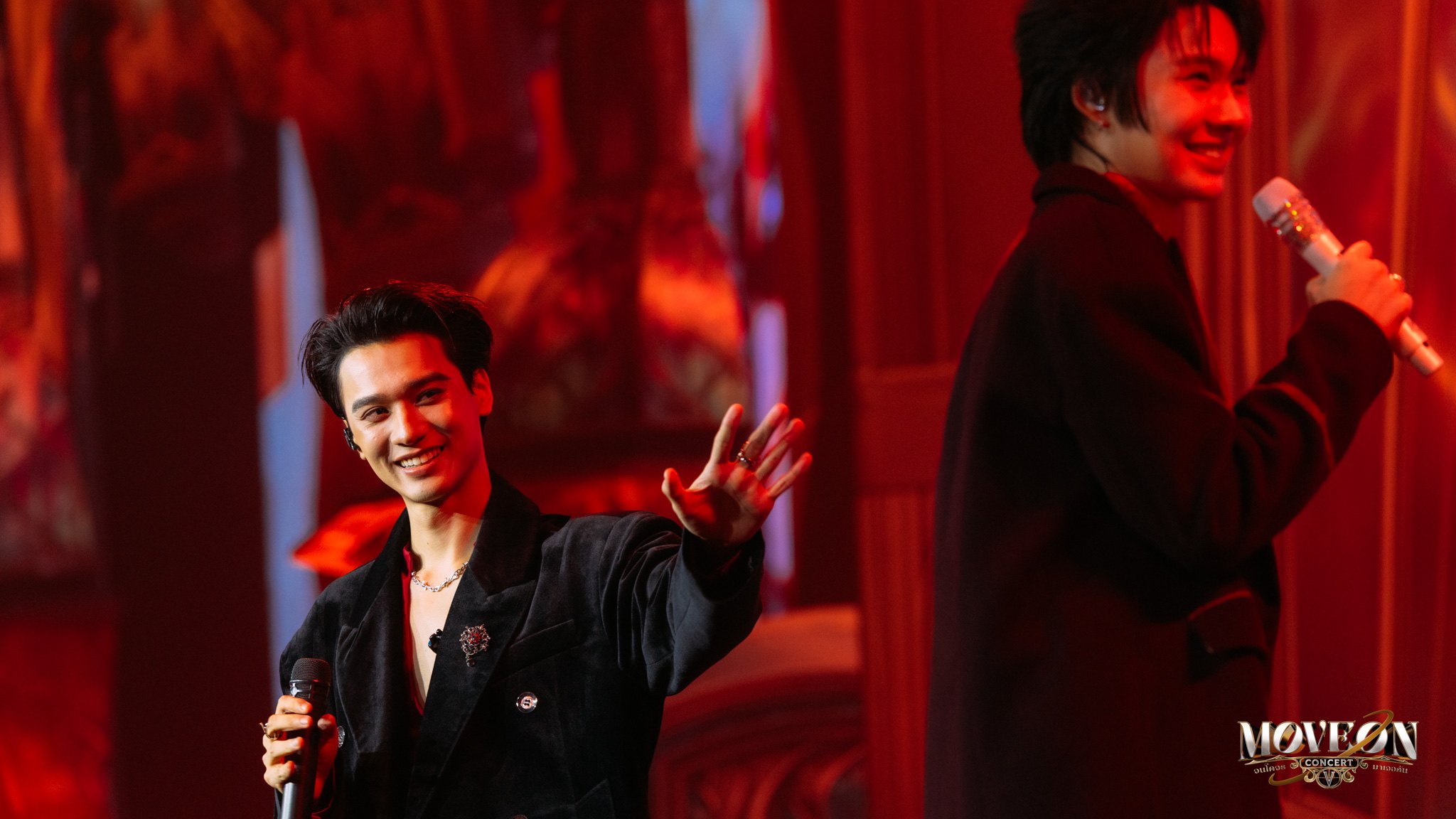 MOVE ON ปีที่ 5 รวม 16 ศิลปินแห่งปีไว้บนเวทีเดียว ตลอด 2 วันเต็ม ผ่าน 4 ดินแดนแห่งเสียงเพลง
