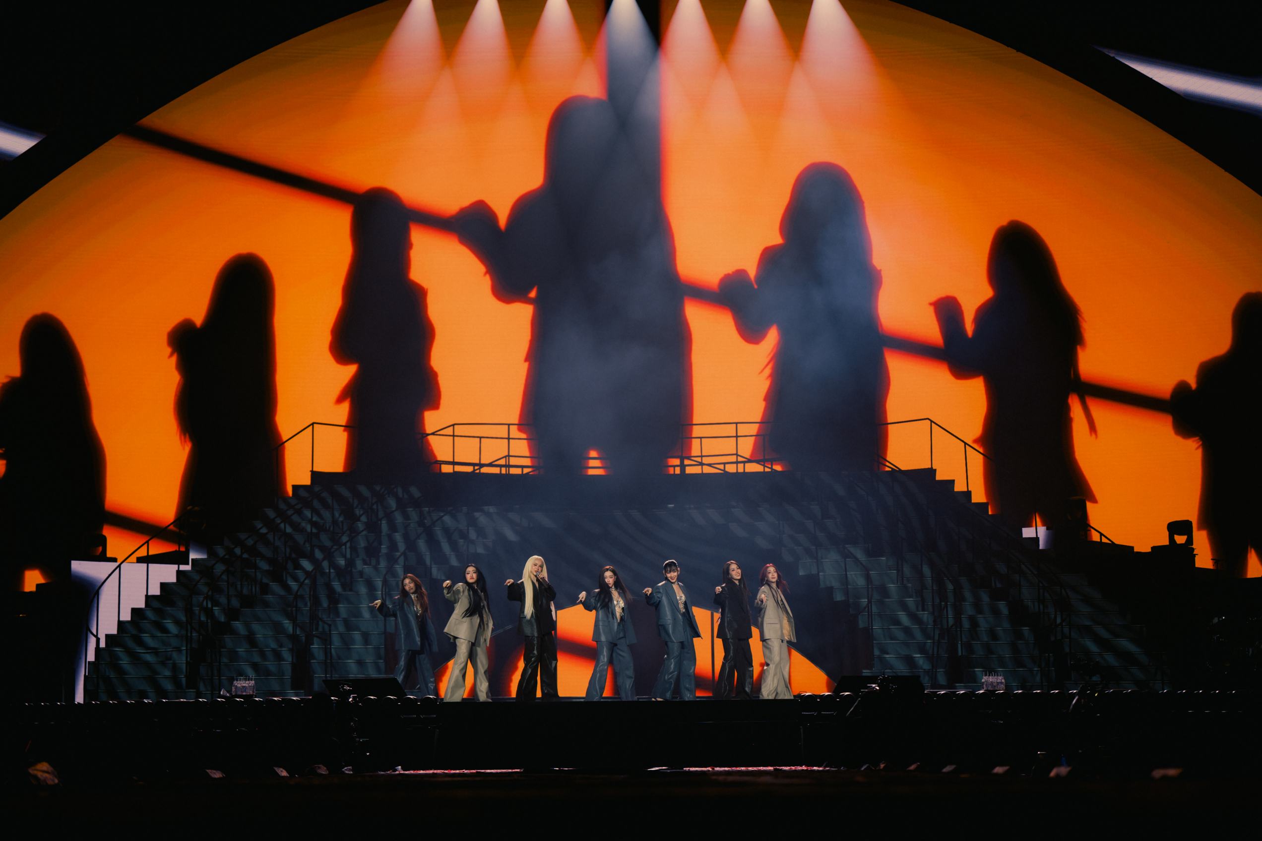 ส่องความสำเร็จ “4EVE UNCHAINED CONCERT” สมศักดิ์ศรีเกิร์ลกรุ๊ปแห่งยุค