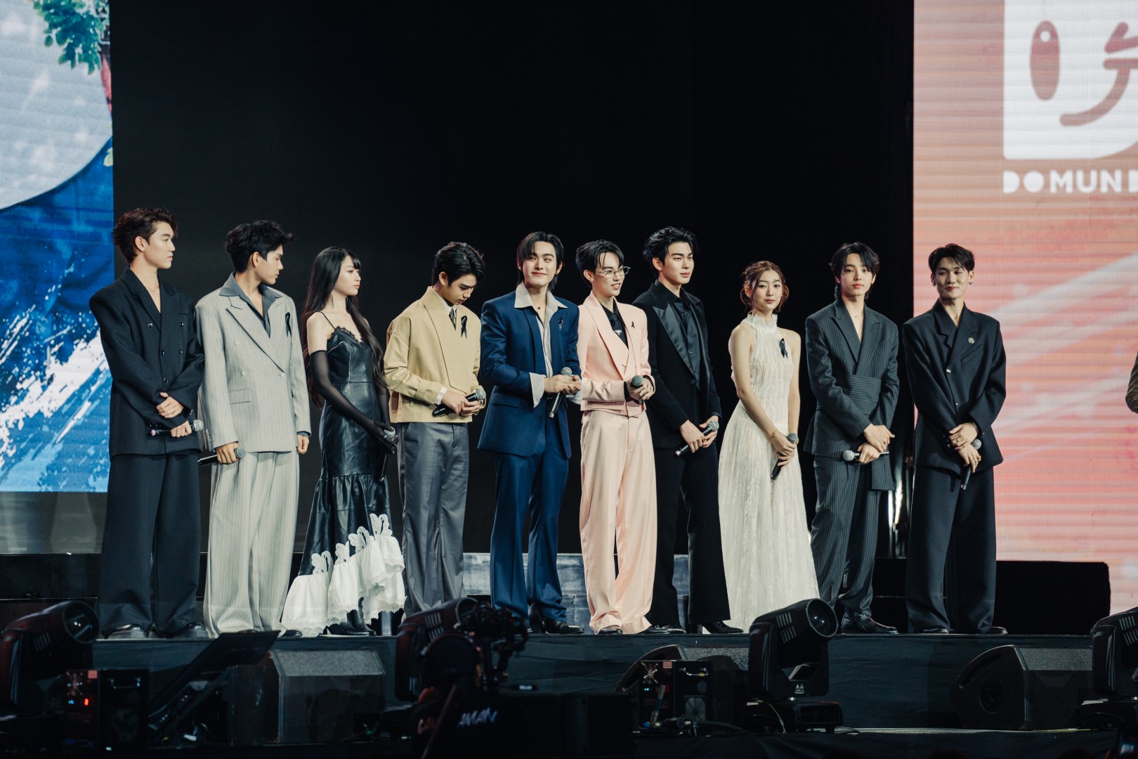 No.1 student แอบเนียนนักเรียนห่วย สรุปงาน DMD LINE UP 2026: ‘ดูมันดิ’ จัดหนักเปิดตัว 23 โปรเจกต์ใหม่ ยกระดับซีรีส์วายสู่มิติระดับสากล