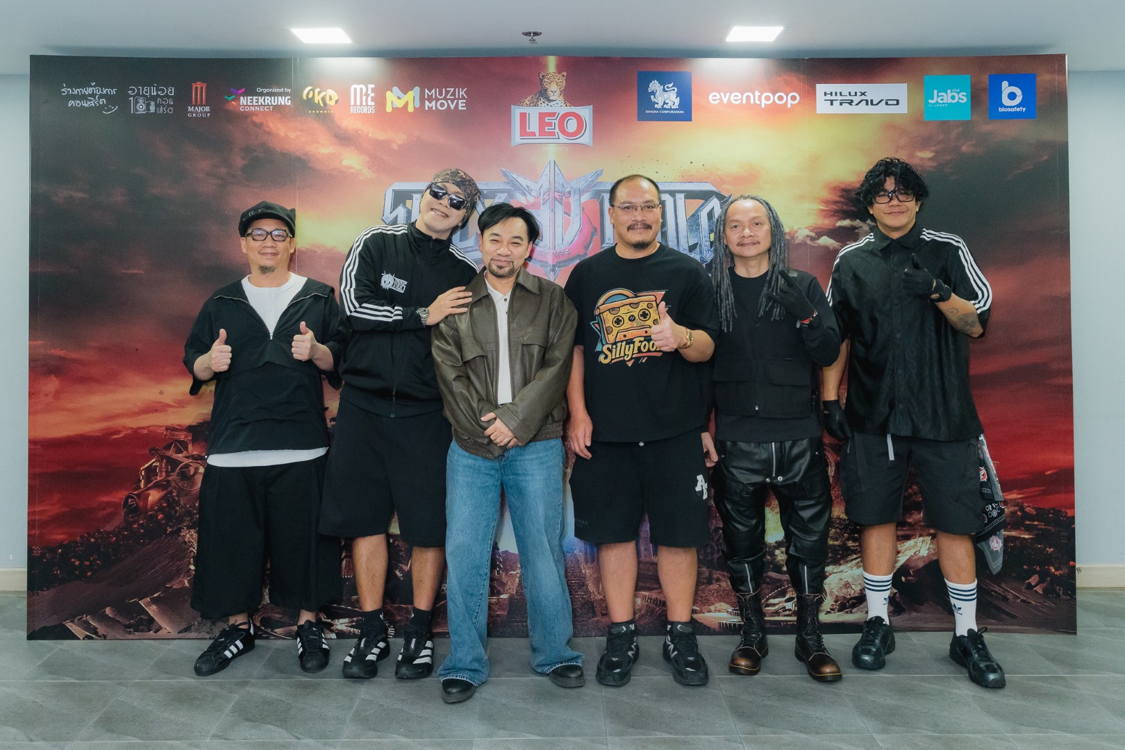 PR02 30 ปี ไม่มีวันตาย …. “SILLY FOOLS” ระเบิดความมันส์ สมการรอคอย พาแฟนเพลงเดินทางผ่านทุกยุคของชีวิต ใน "LEO presents 30 ปี SILLY FOOLS Concert"